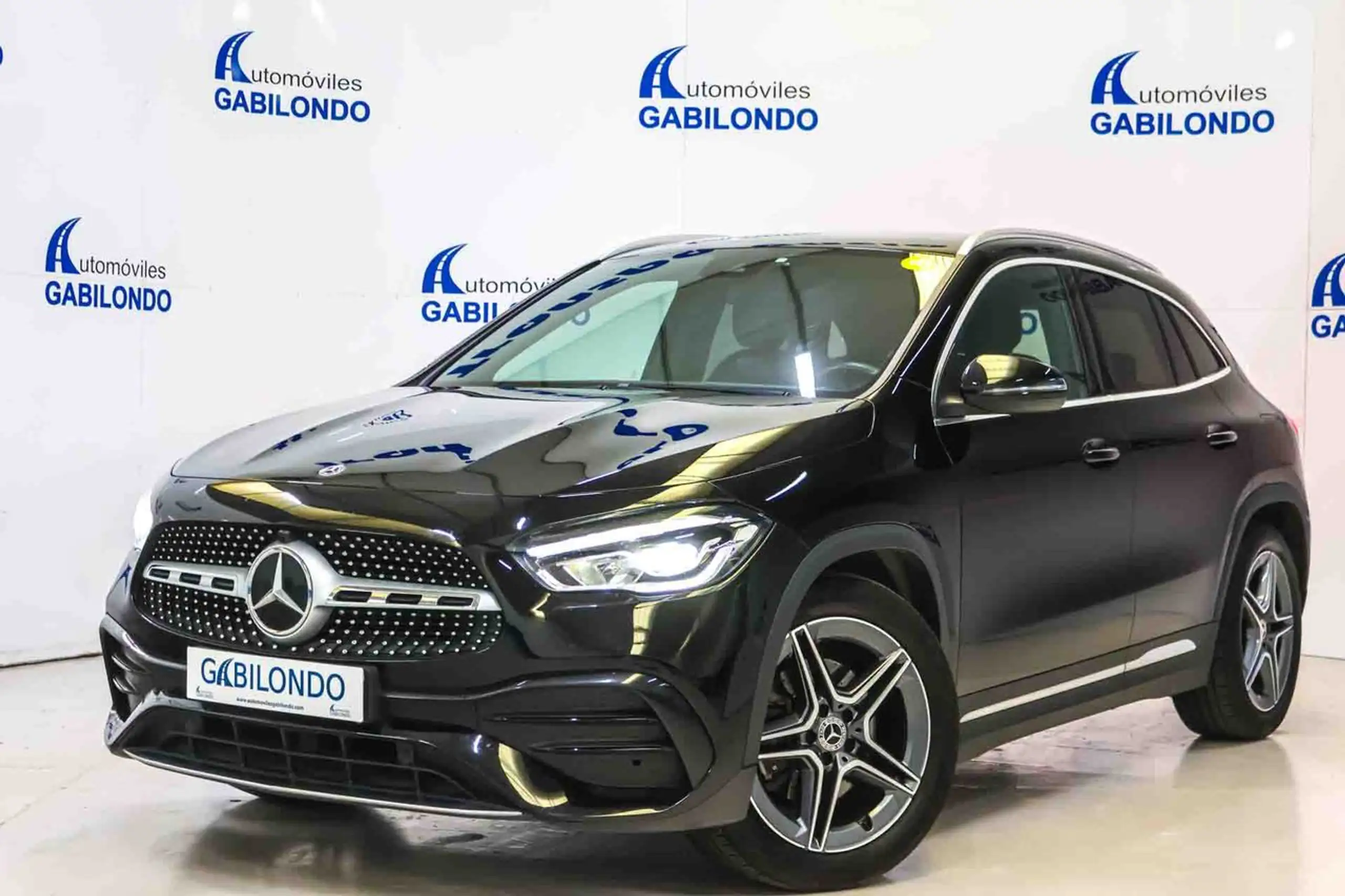 Mercedes-Benz - GLA 200