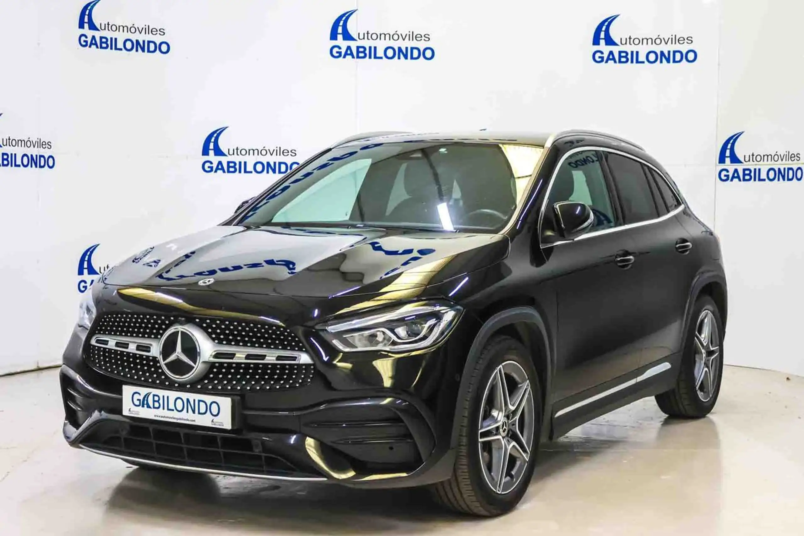 Mercedes-Benz - GLA 200