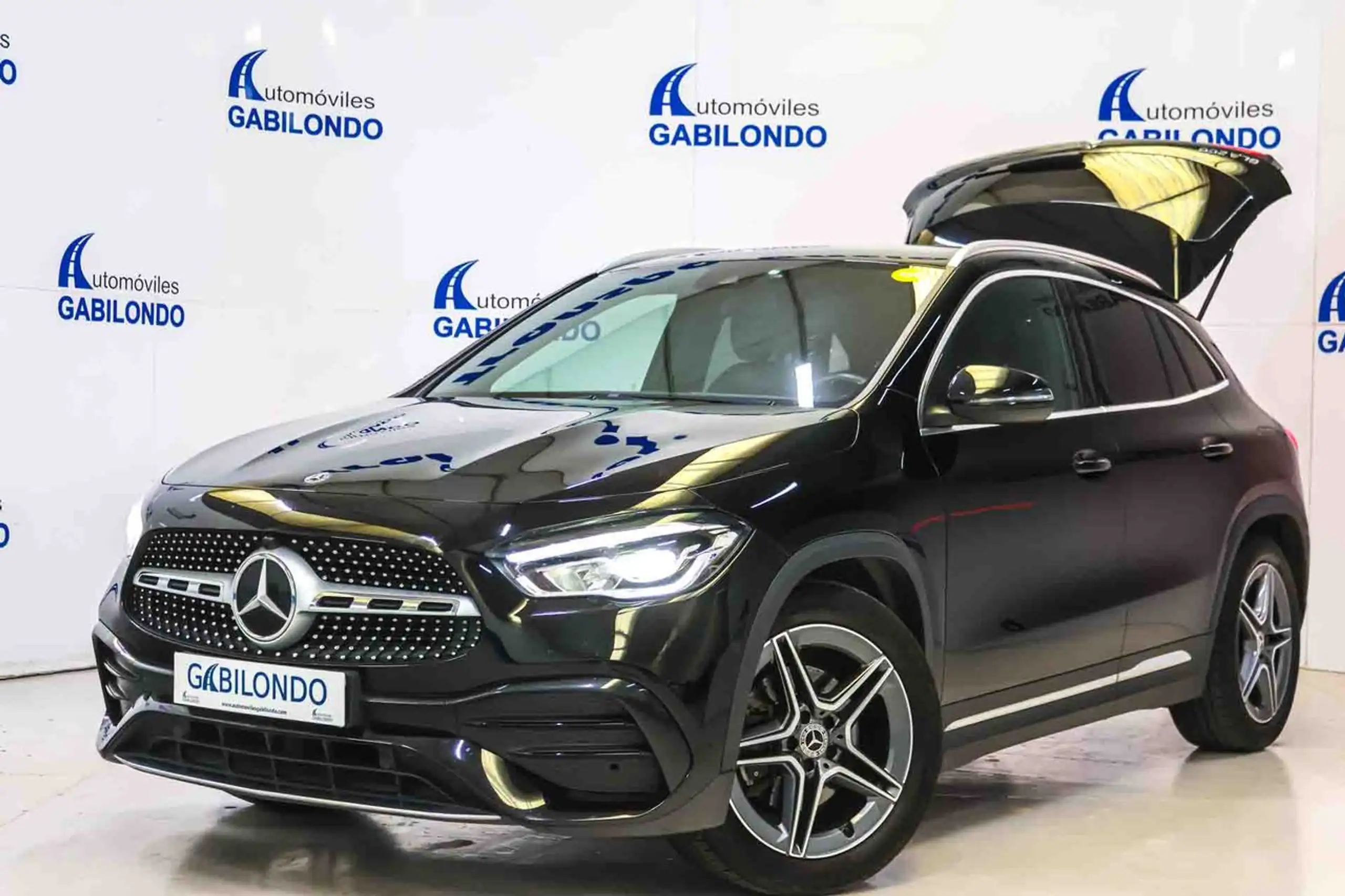 Mercedes-Benz - GLA 200