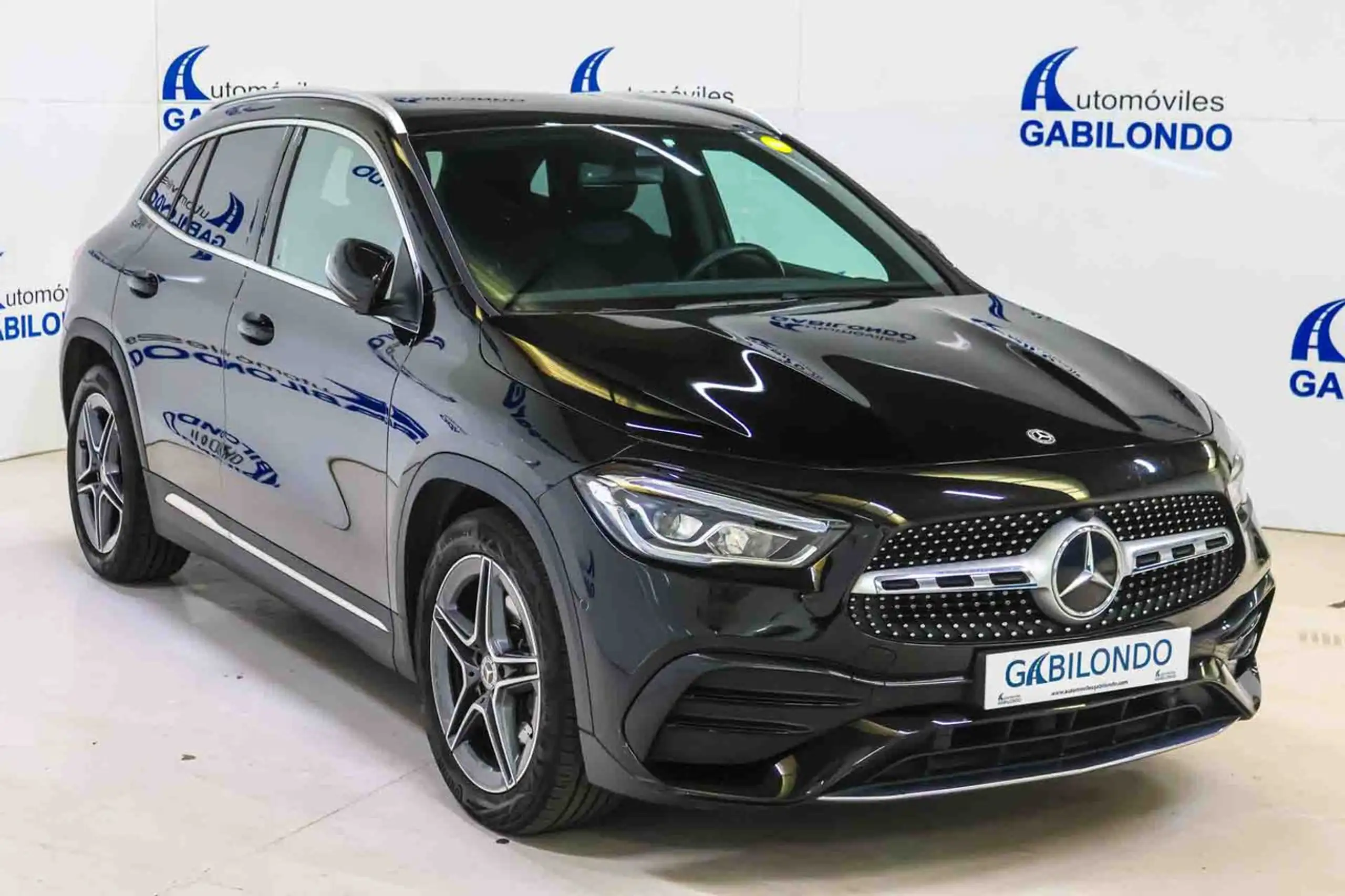 Mercedes-Benz - GLA 200