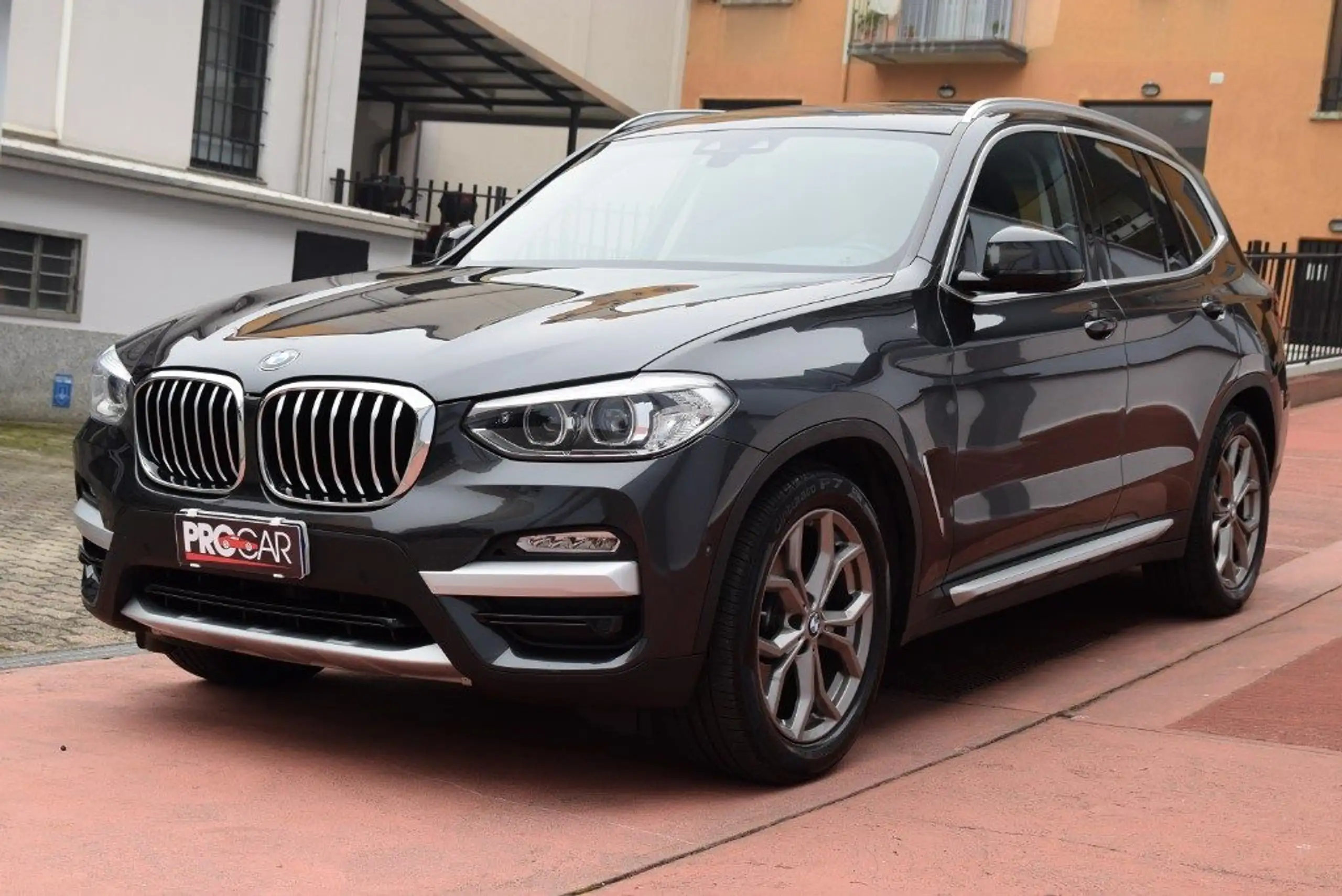 BMW - X3