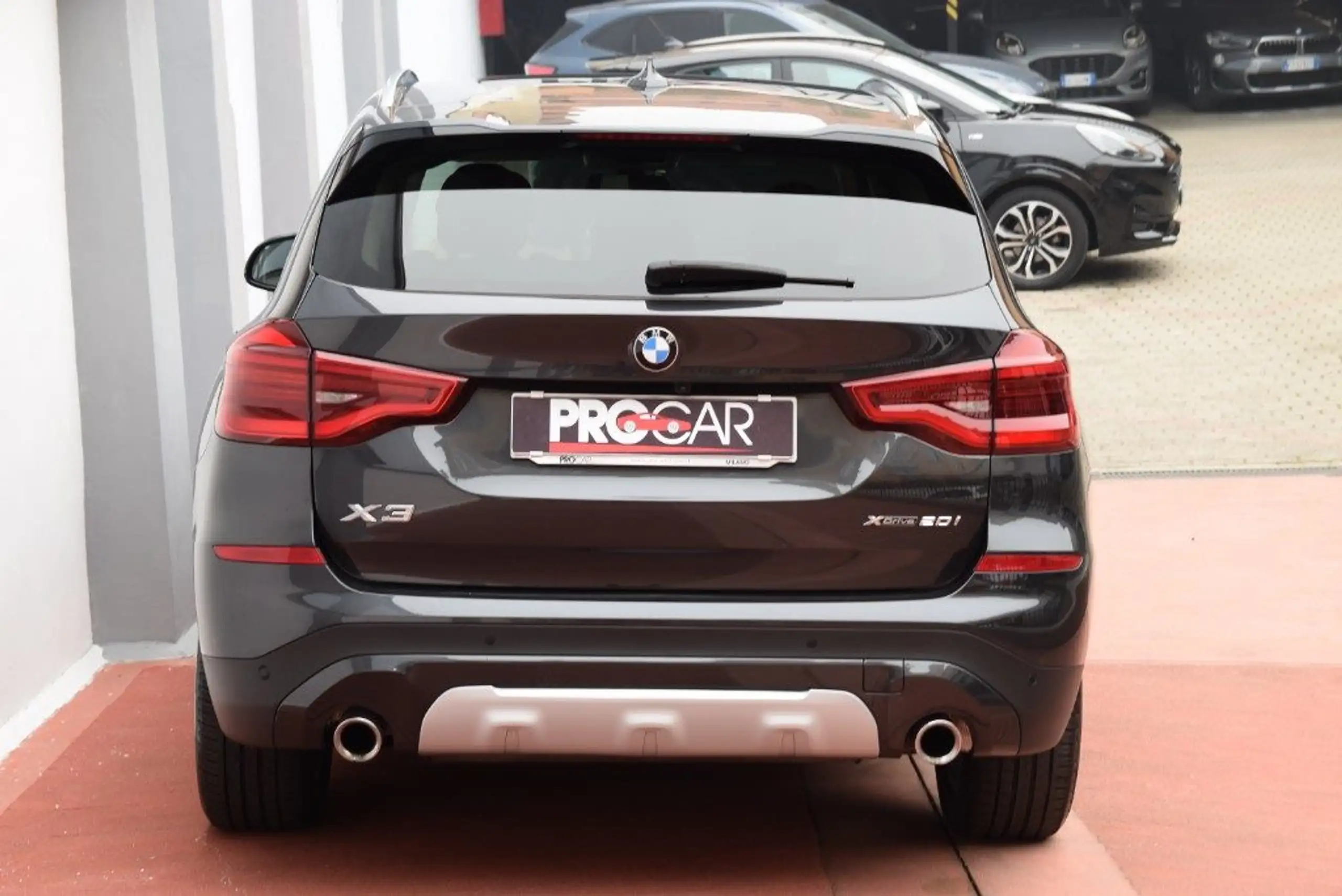 BMW - X3