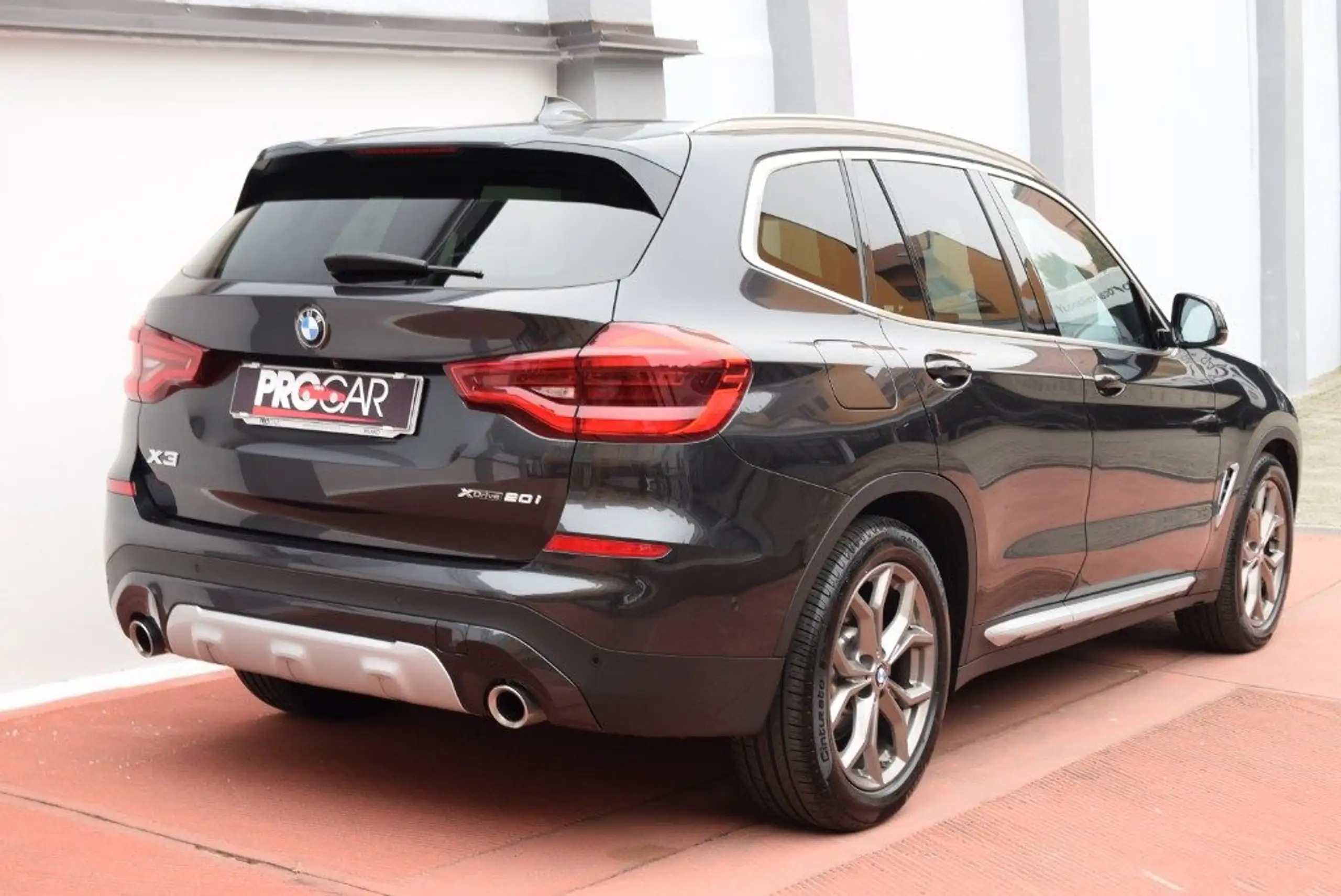 BMW - X3