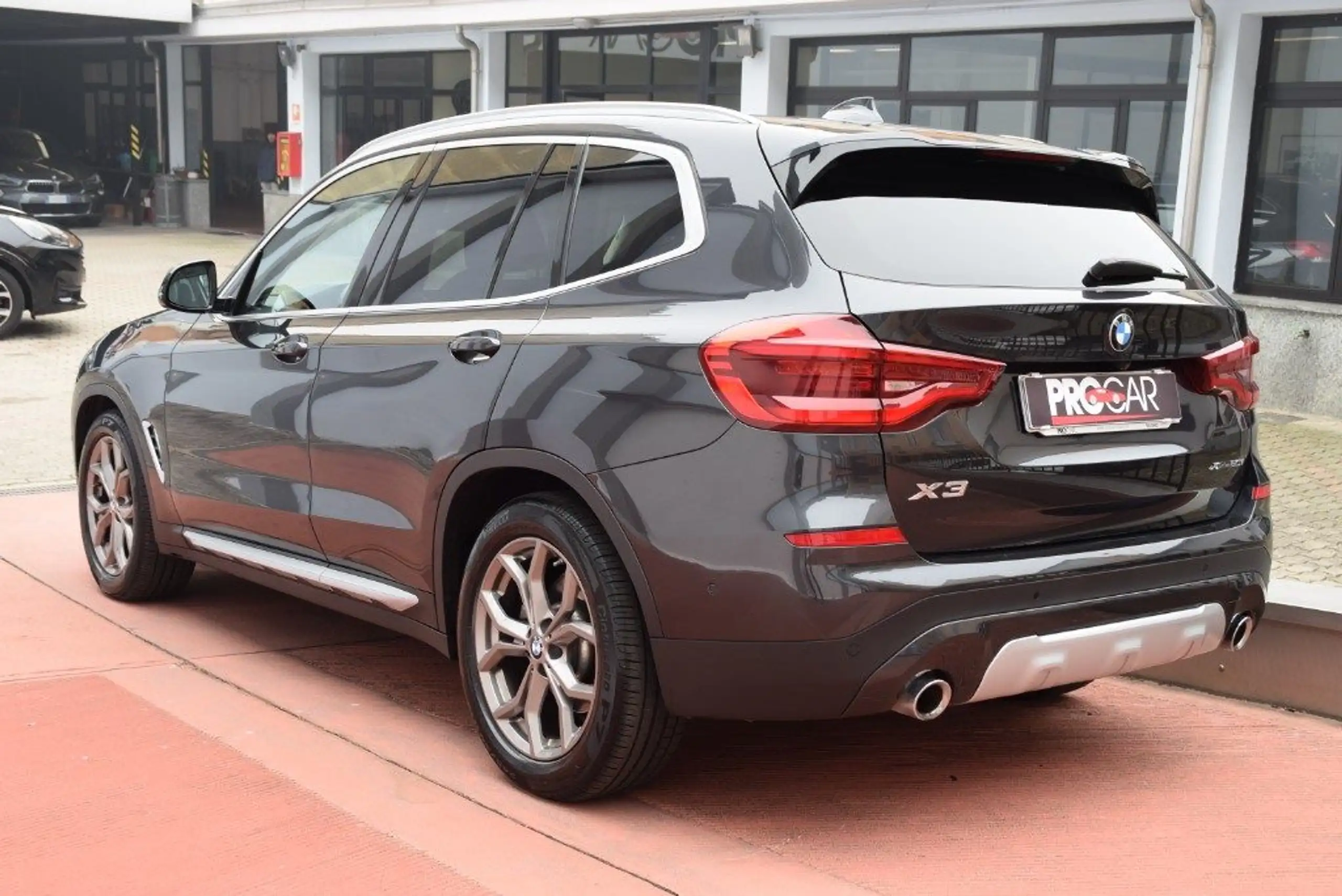 BMW - X3