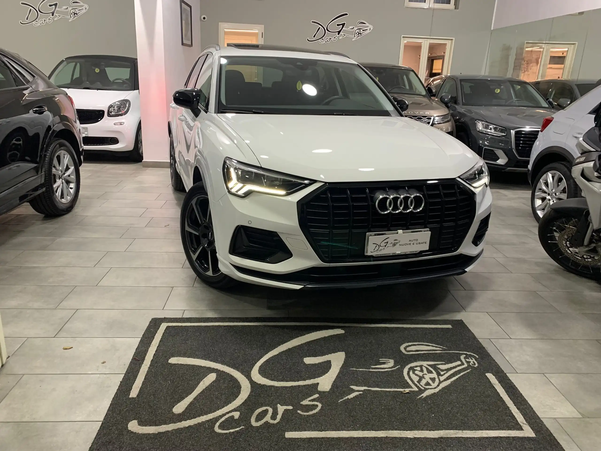 Audi - Q3