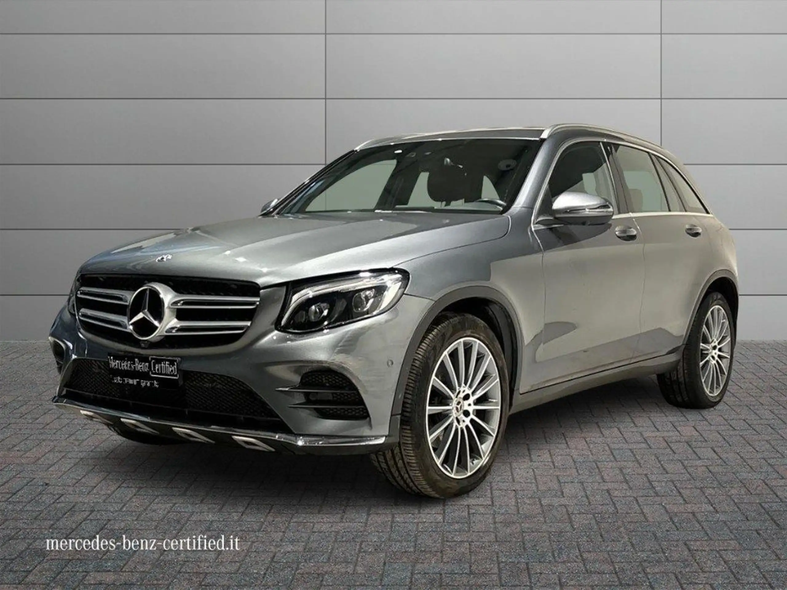 Mercedes-Benz - GLC 250