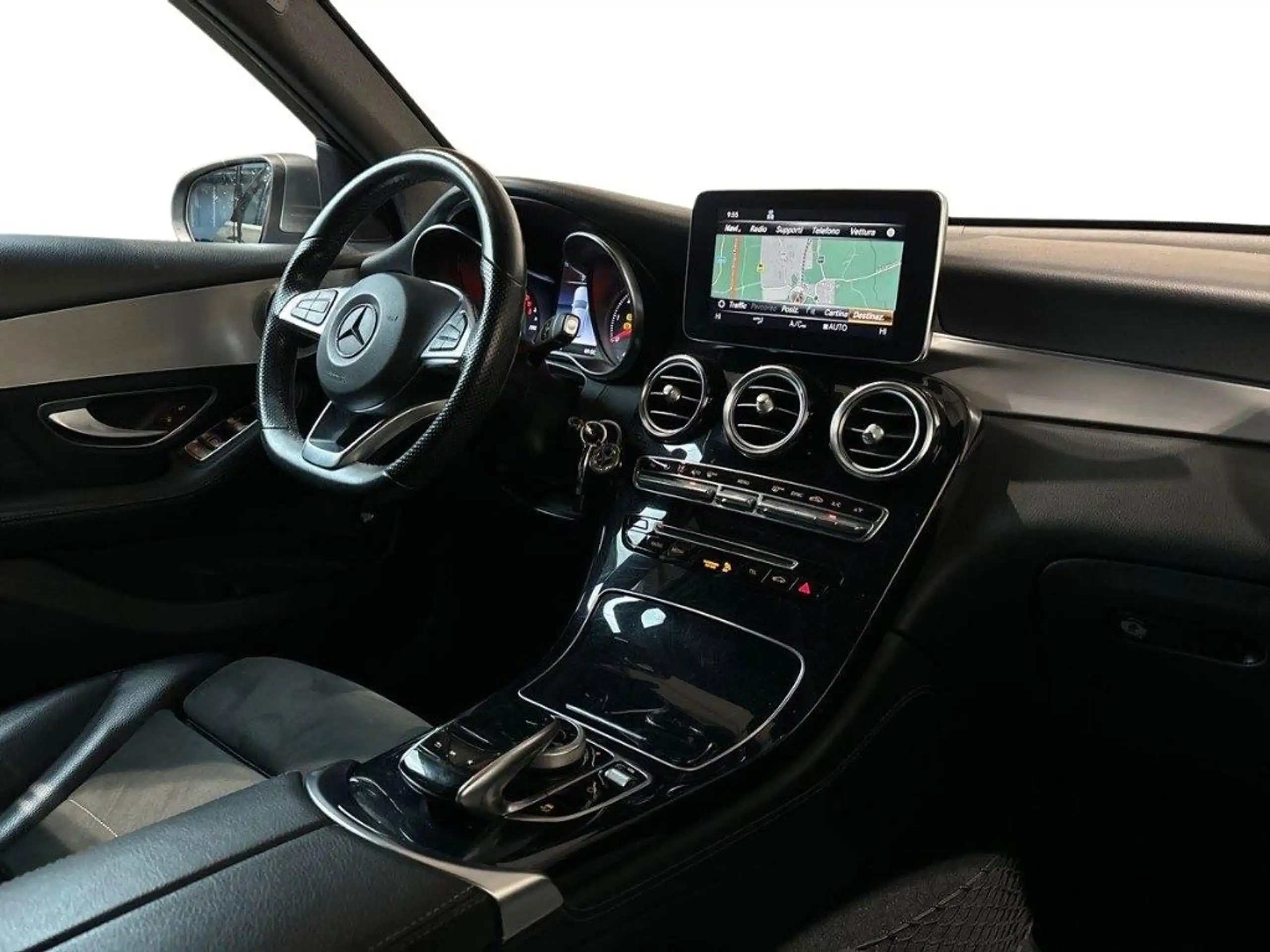 Mercedes-Benz - GLC 250