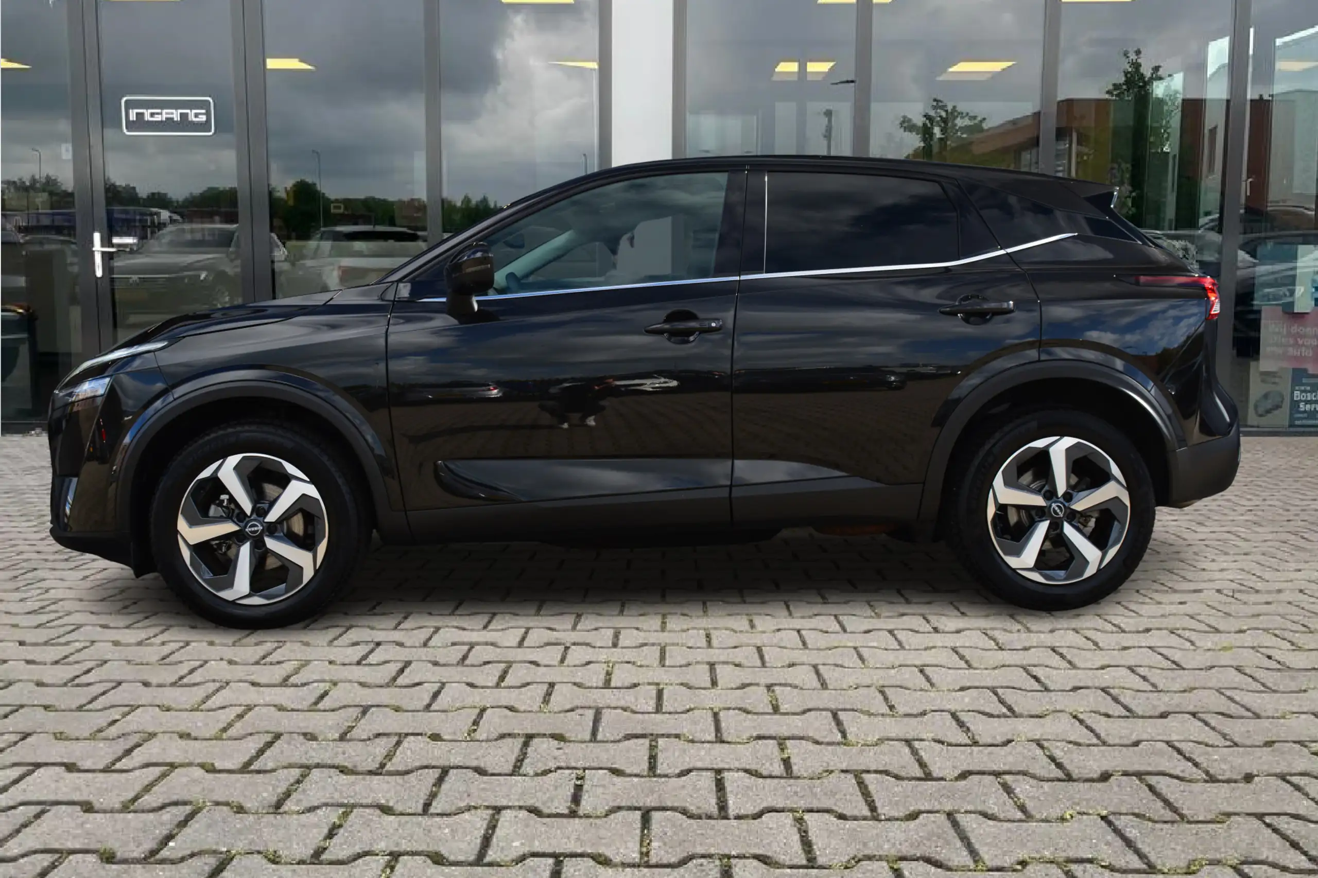 Nissan - Qashqai