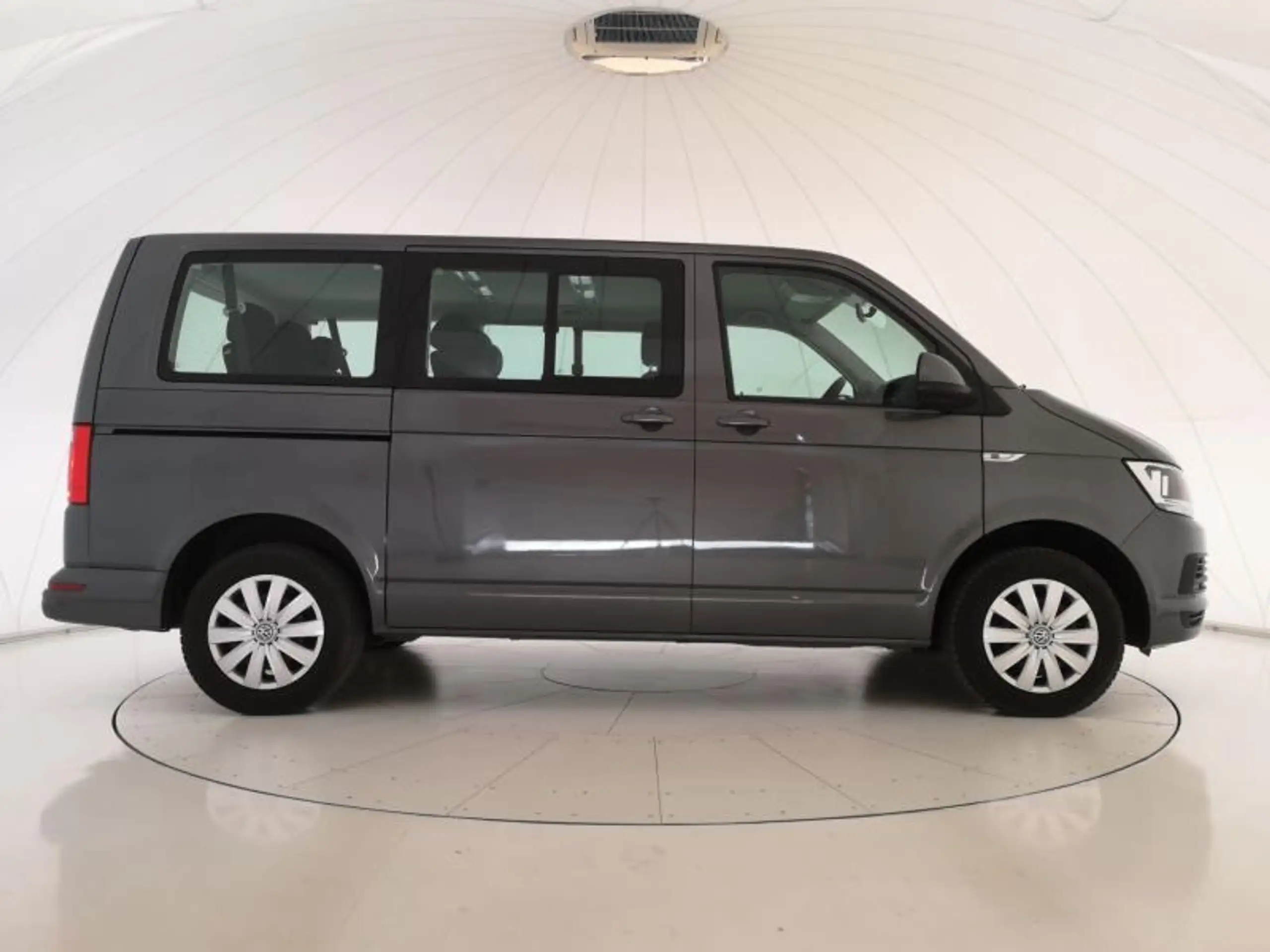 Volkswagen - T6 Transporter