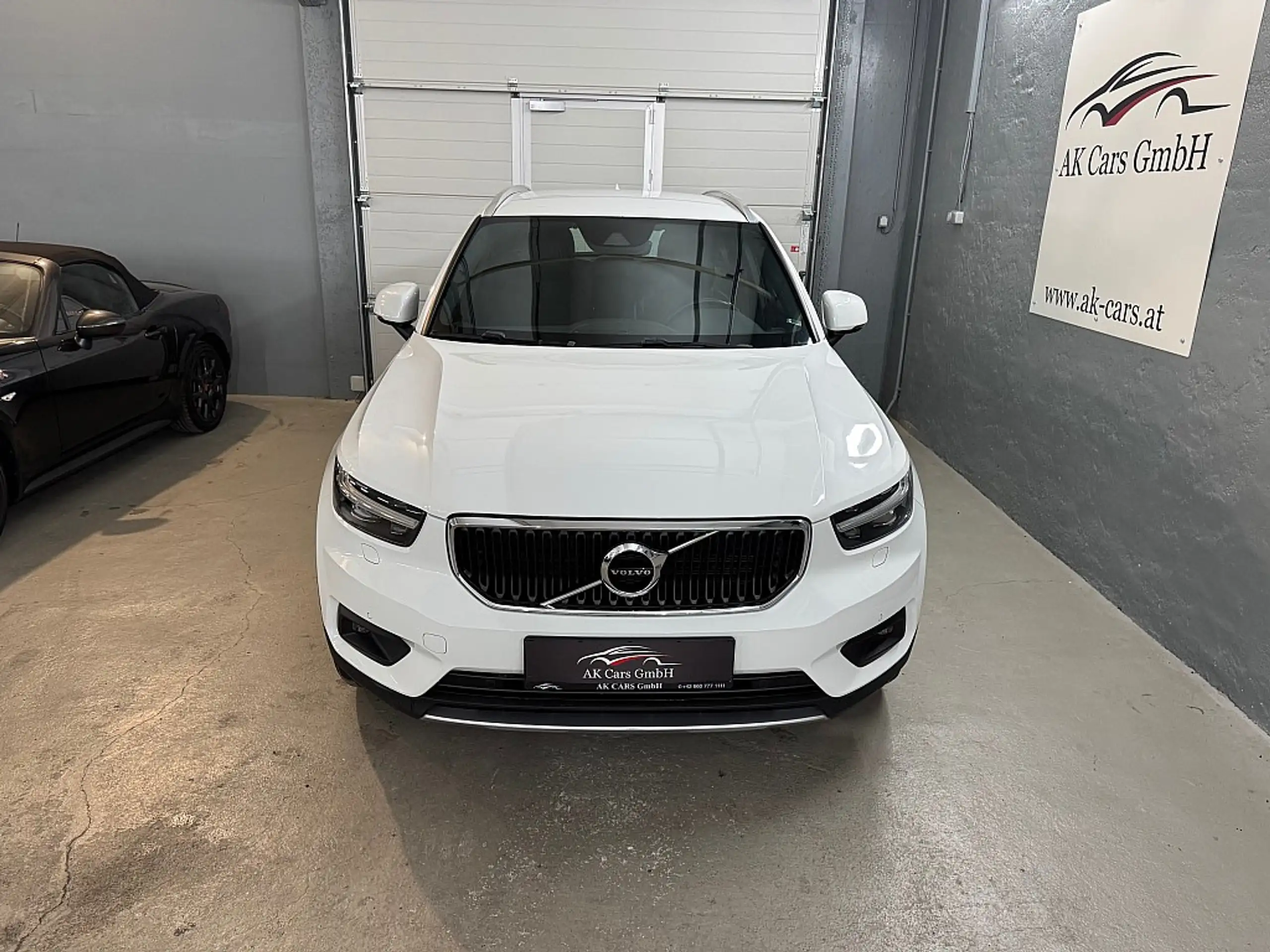 Volvo - XC40