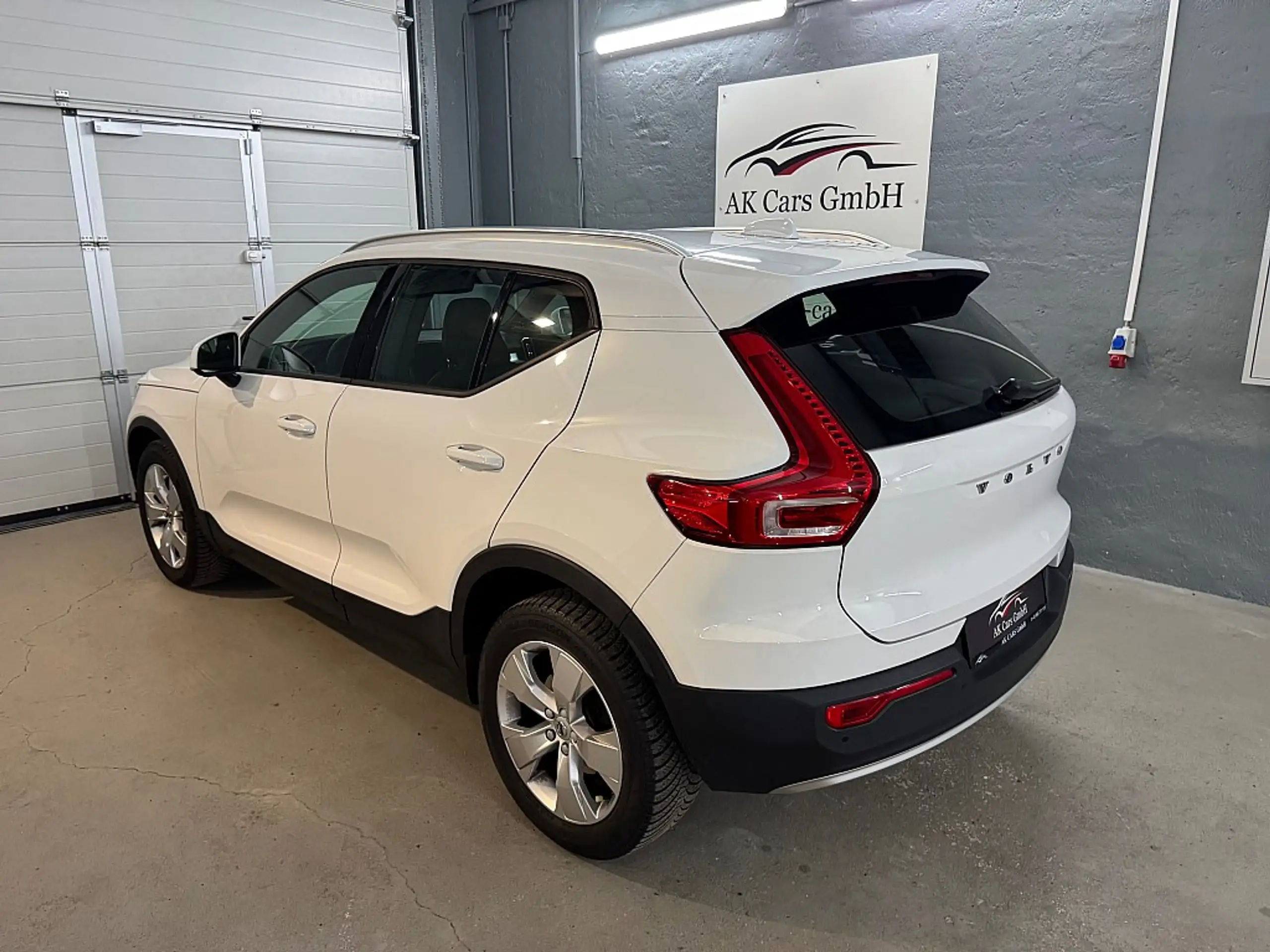 Volvo - XC40