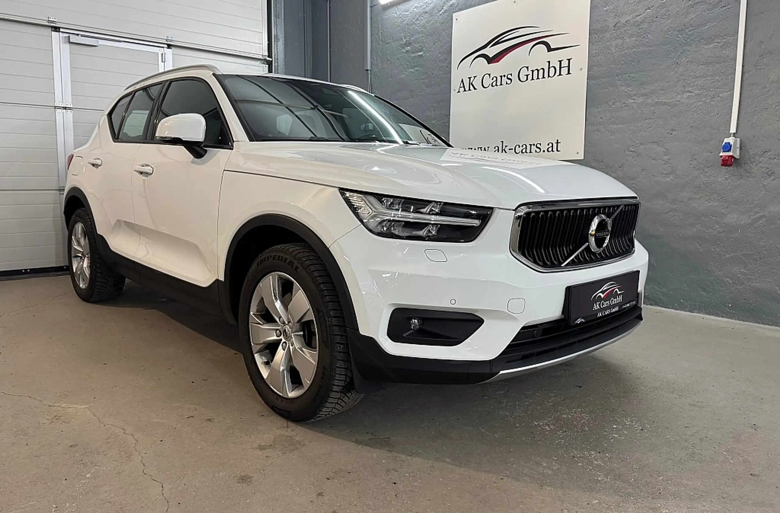 Volvo - XC40