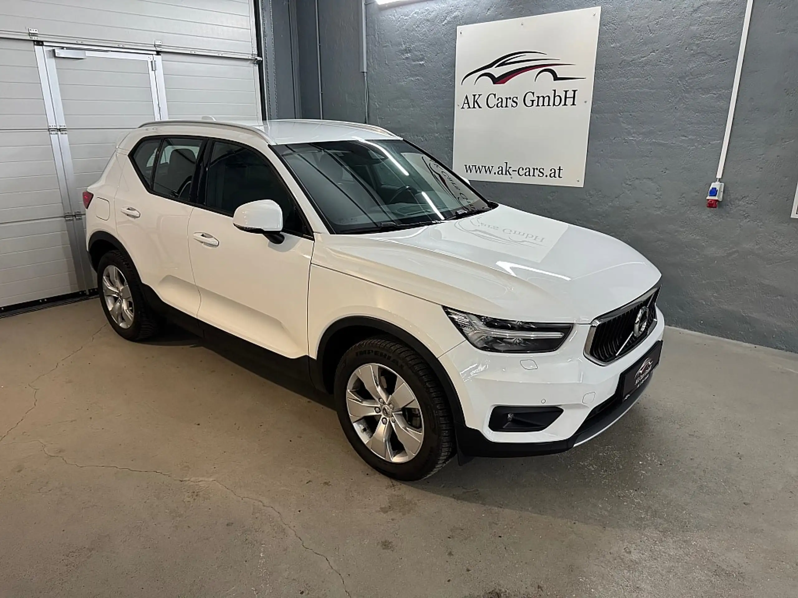 Volvo - XC40