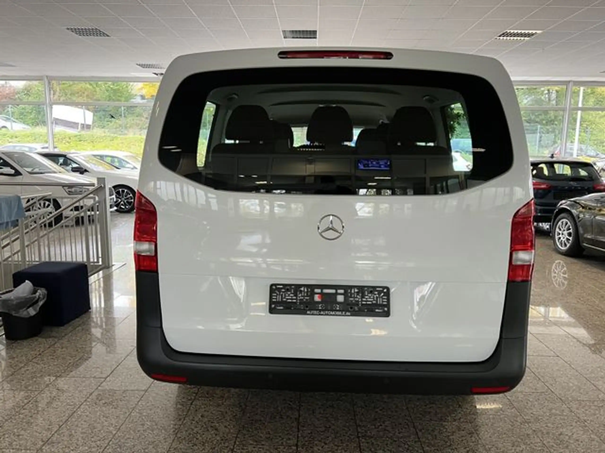 Mercedes-Benz - Vito