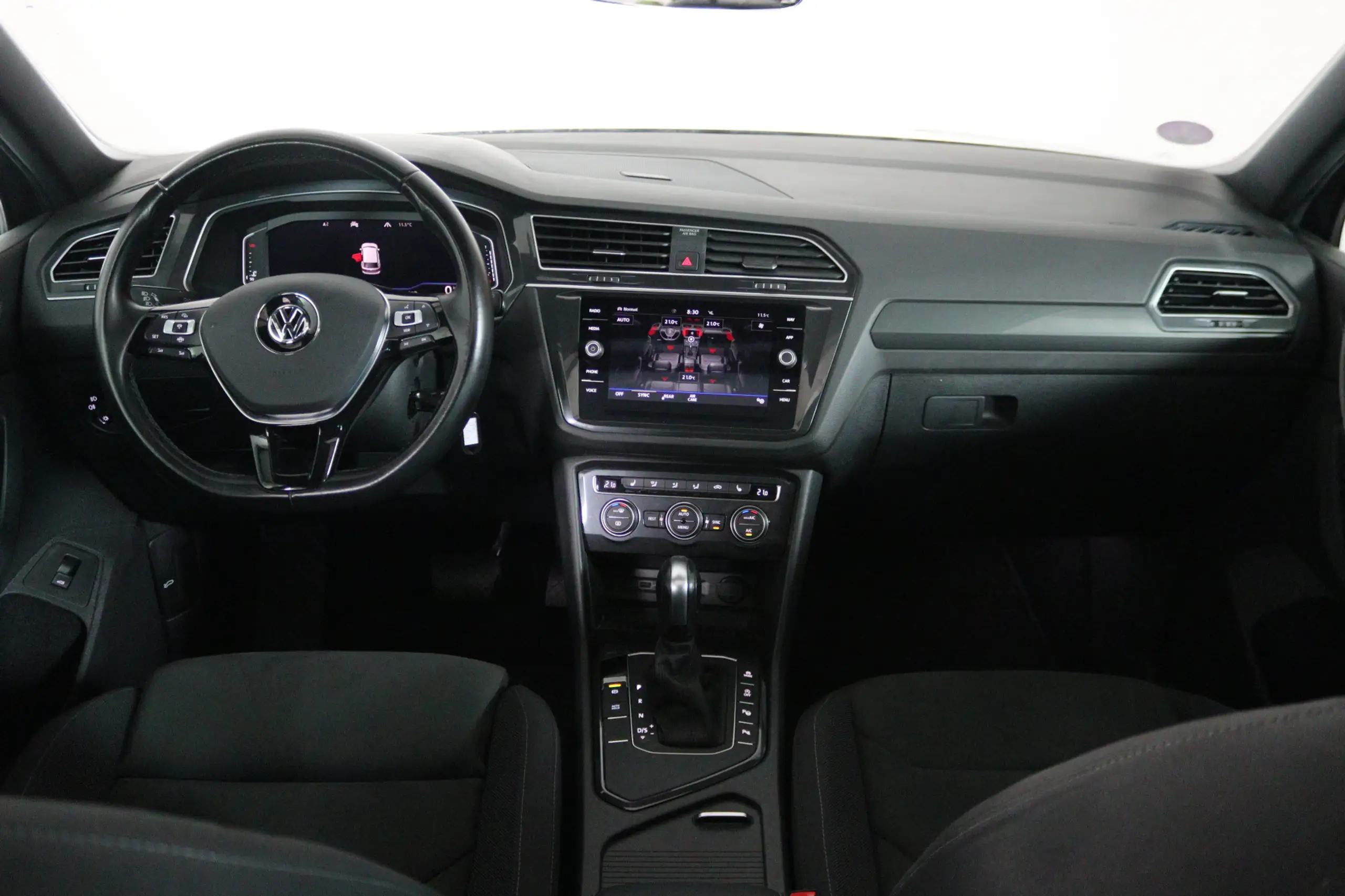 Volkswagen - Tiguan