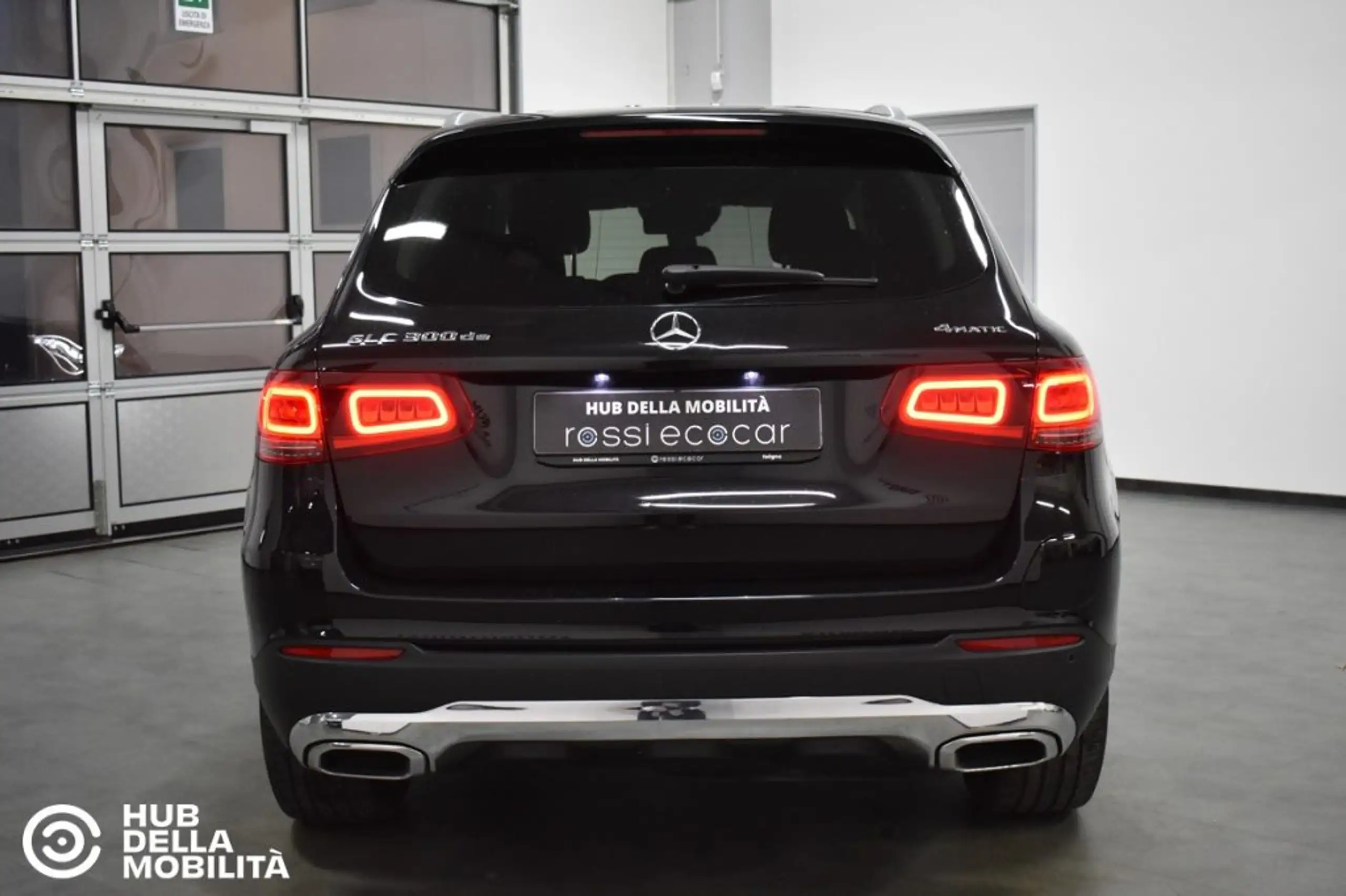 Mercedes-Benz - GLC 300