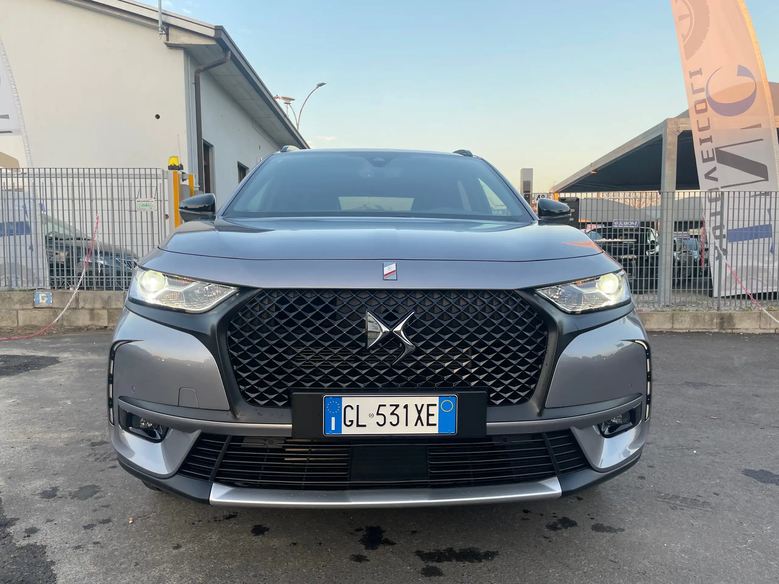 DS Automobiles - DS 7 Crossback