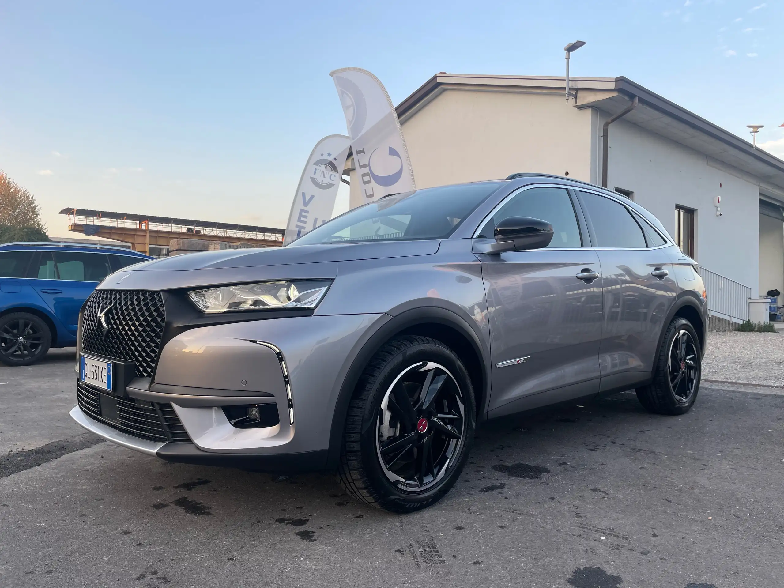 DS Automobiles - DS 7 Crossback