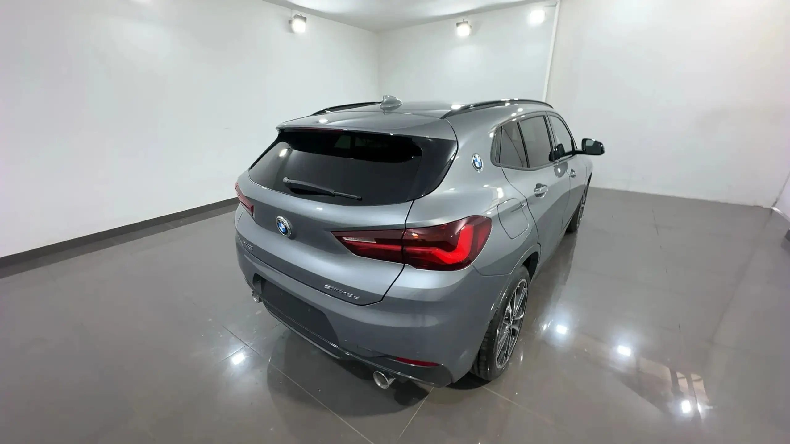 BMW - X2