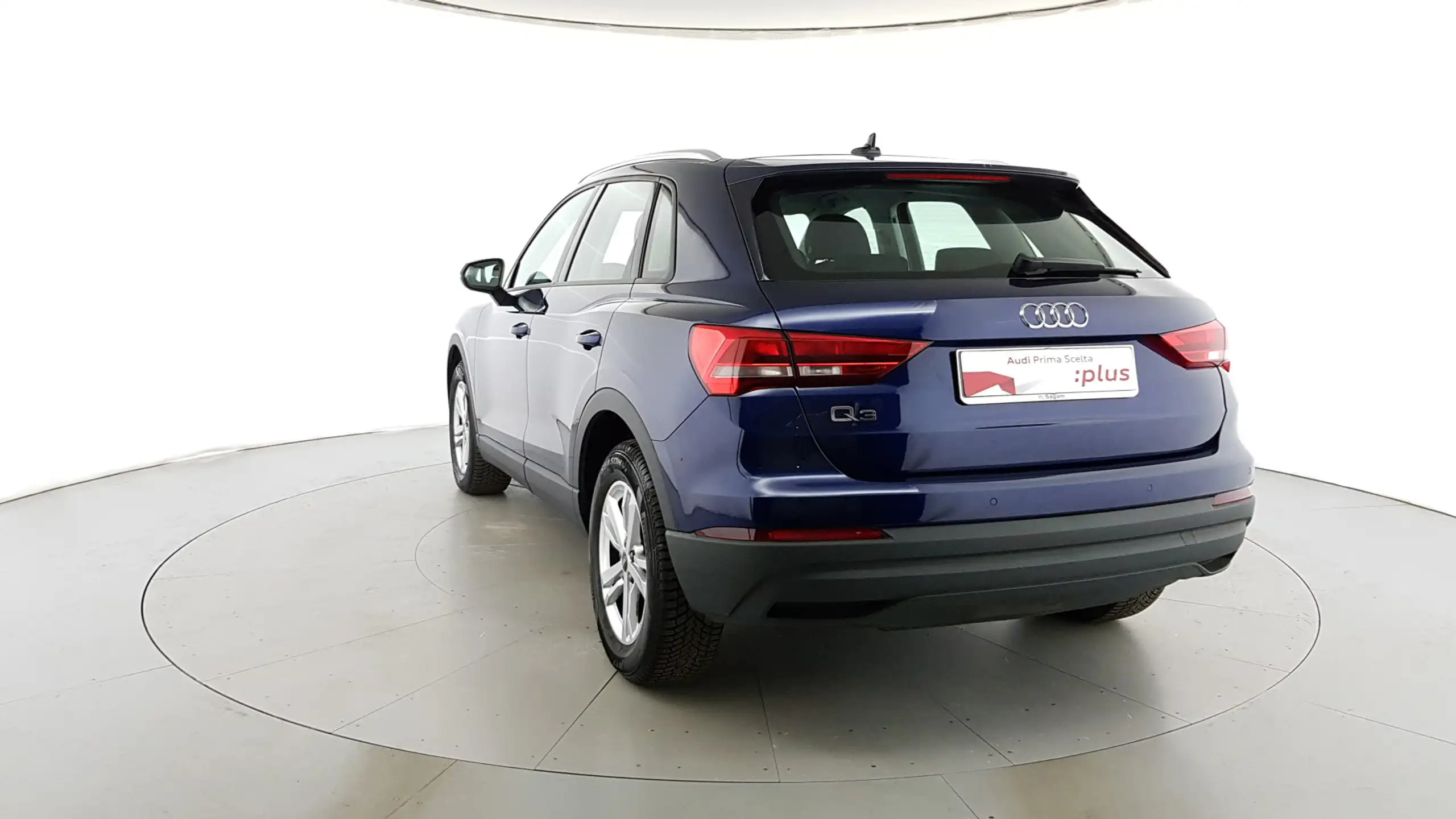 Audi - Q3