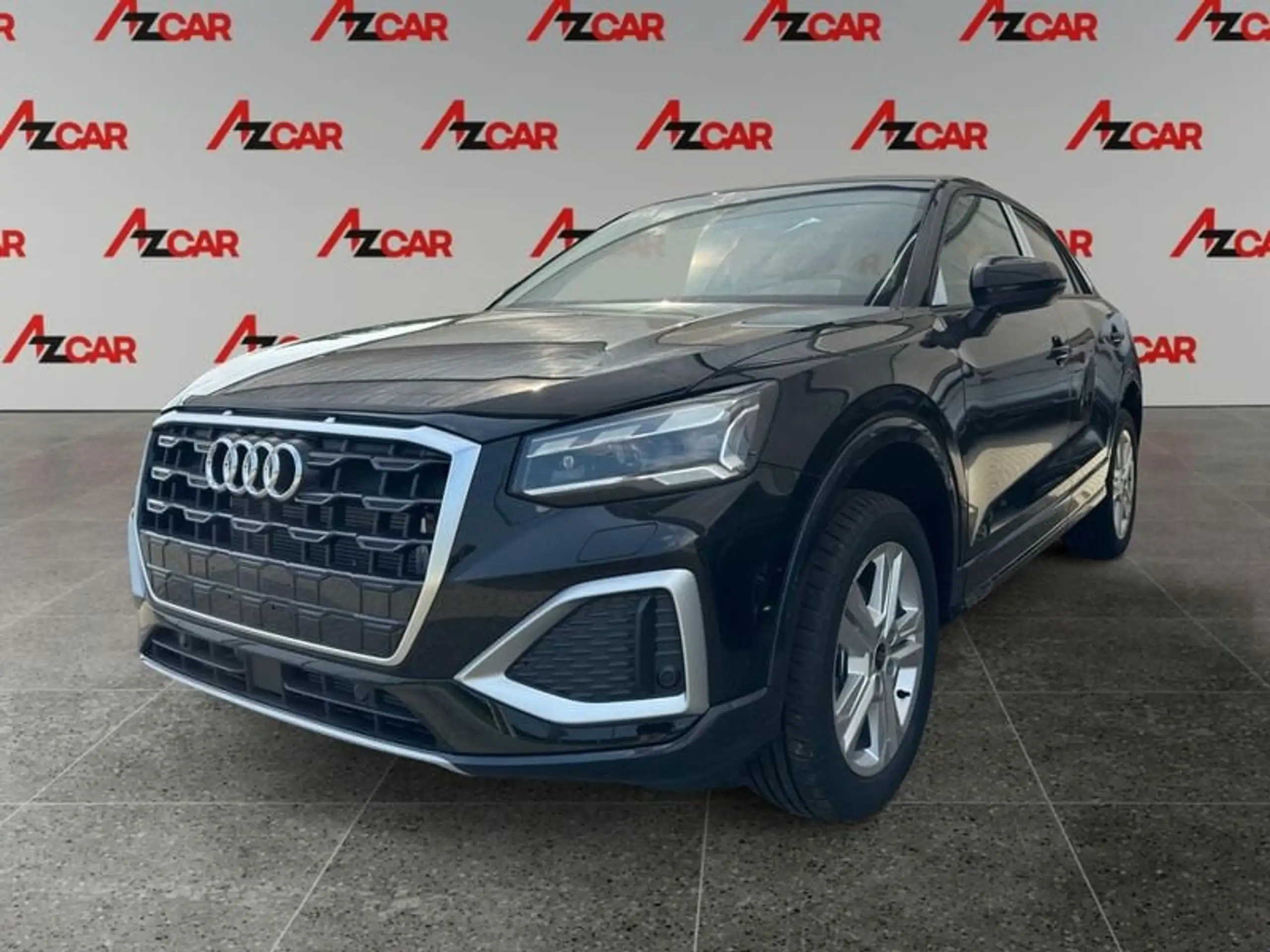 Audi - Q2