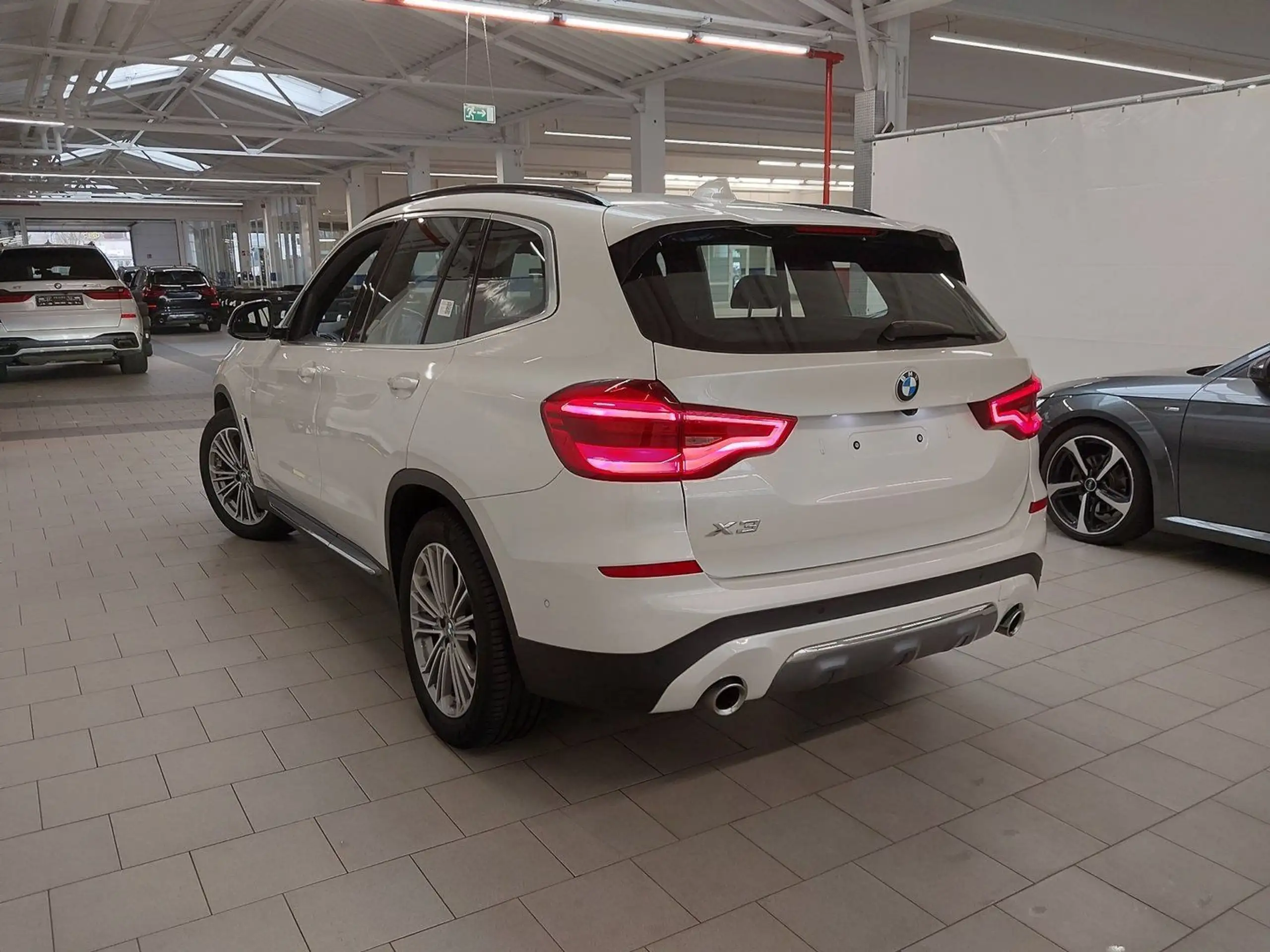 BMW - X3