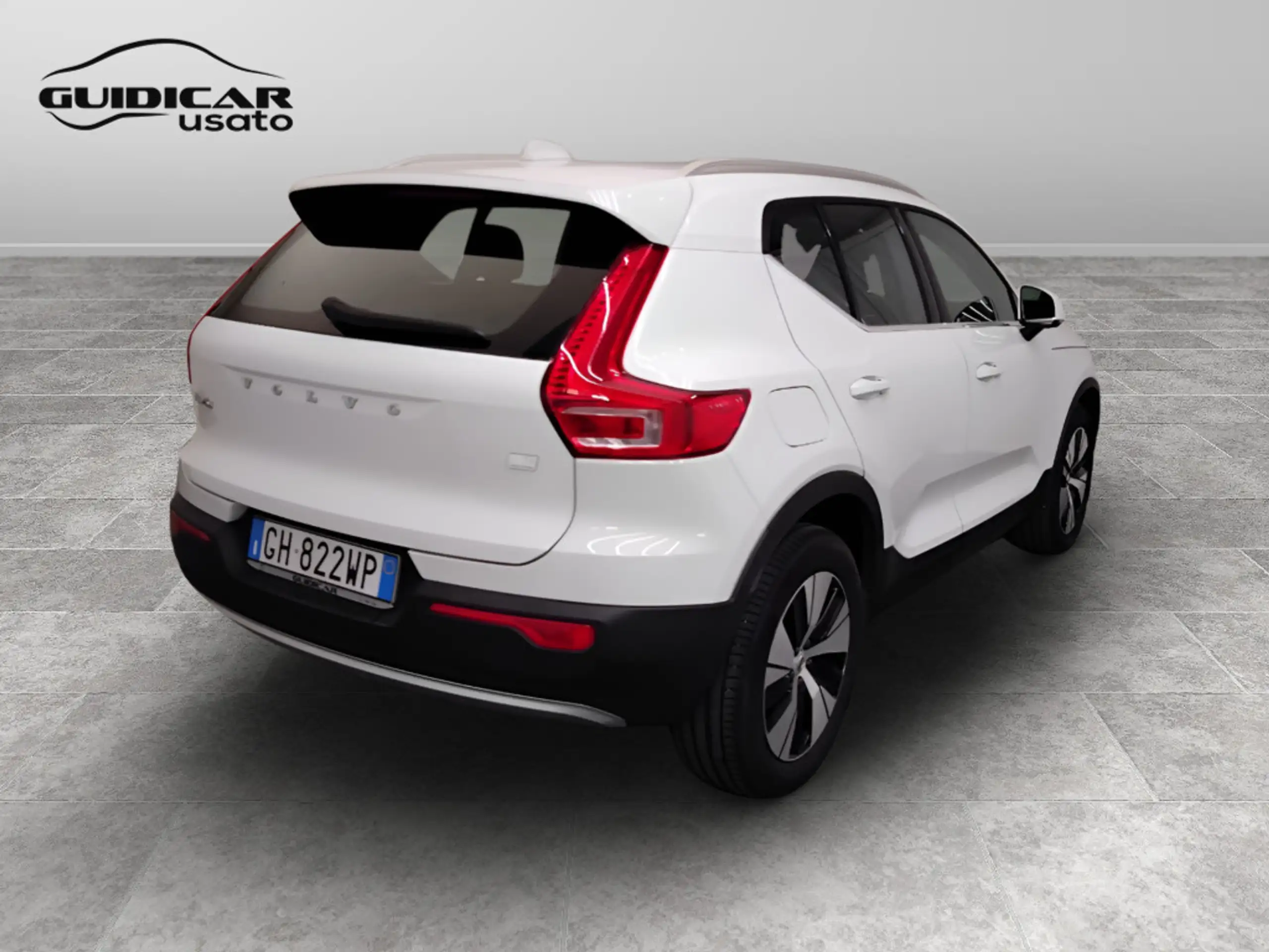 Volvo - XC40