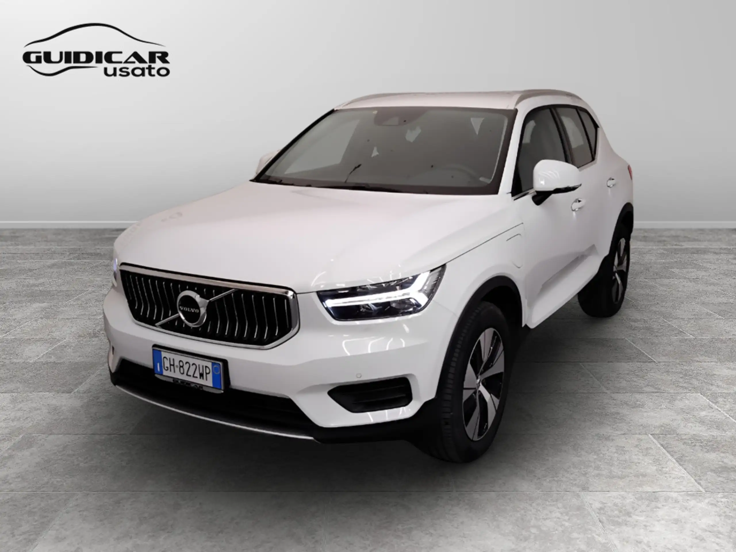 Volvo - XC40