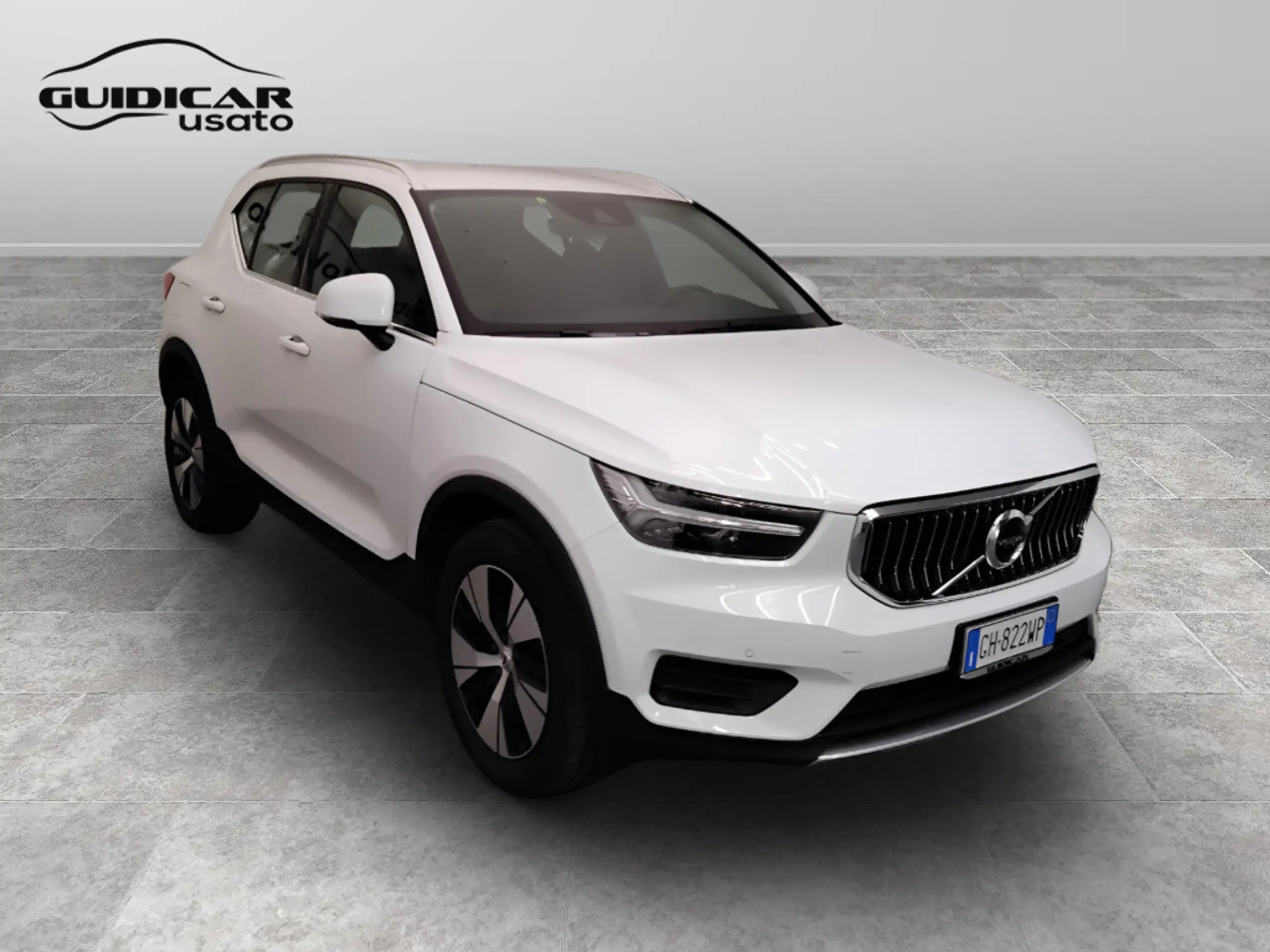 Volvo - XC40