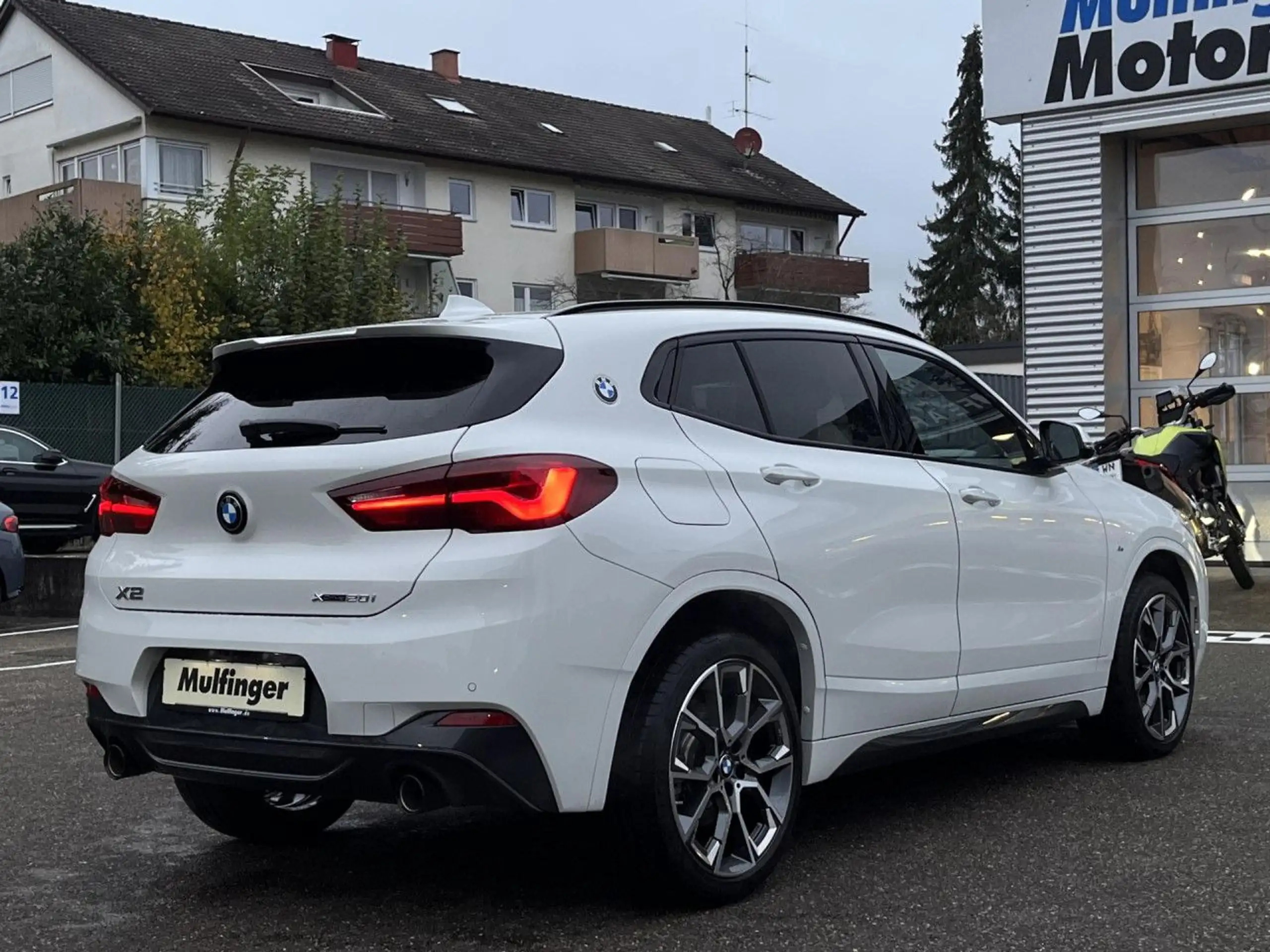 BMW - X2