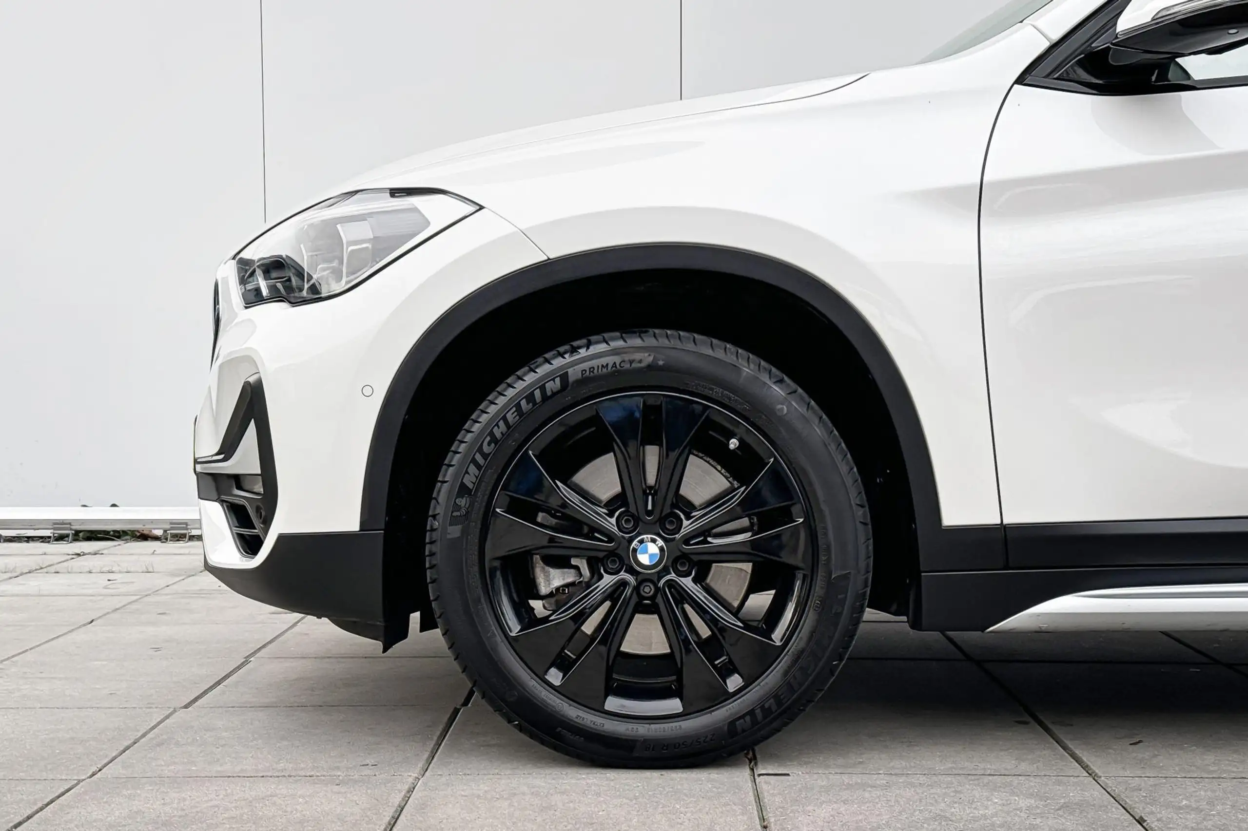 BMW - X1