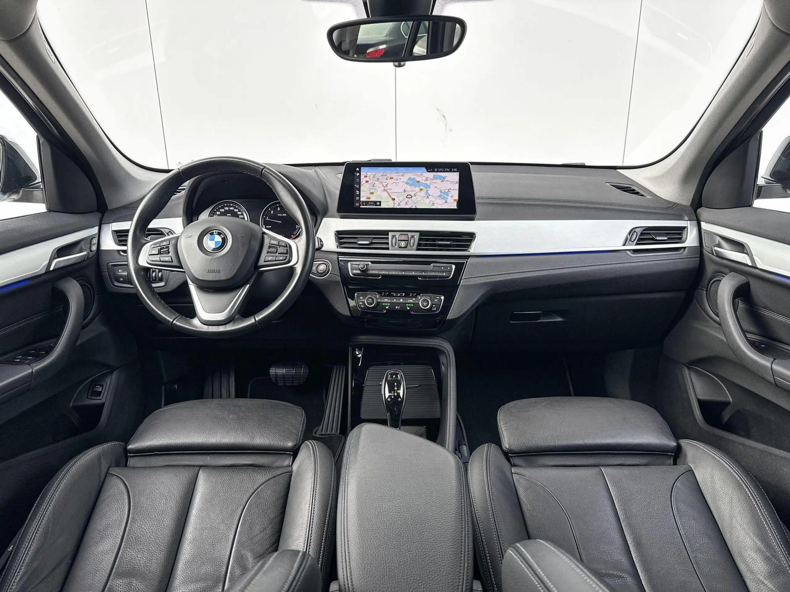 BMW - X1