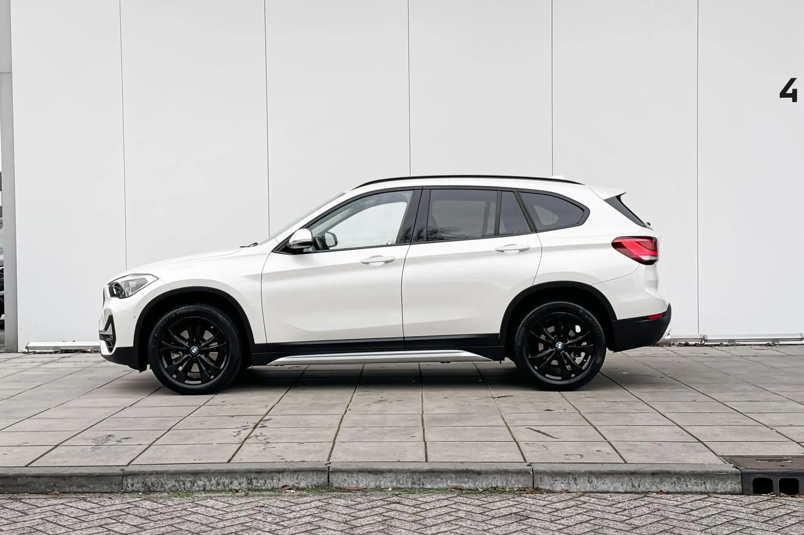 BMW - X1