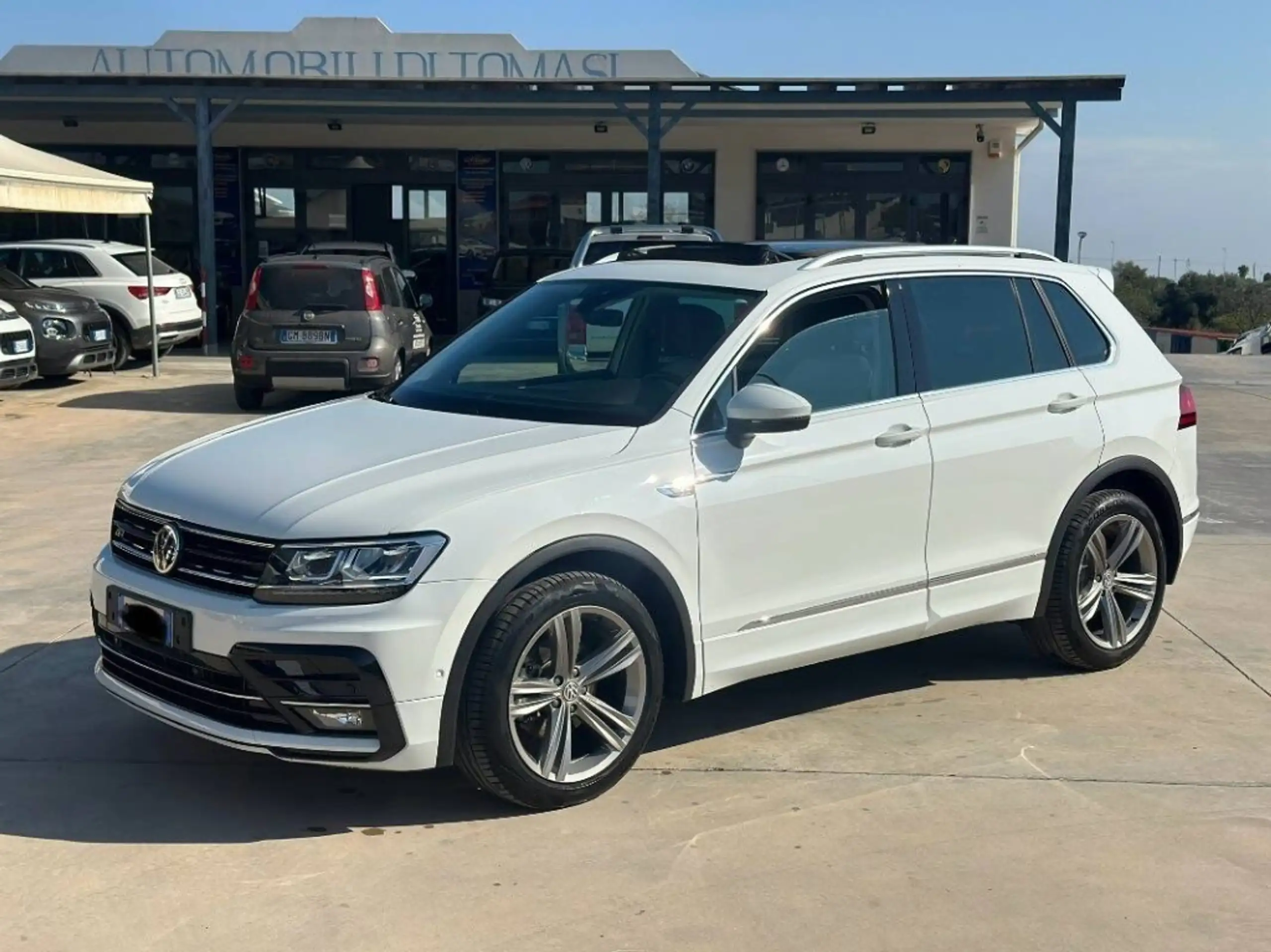 Volkswagen - Tiguan