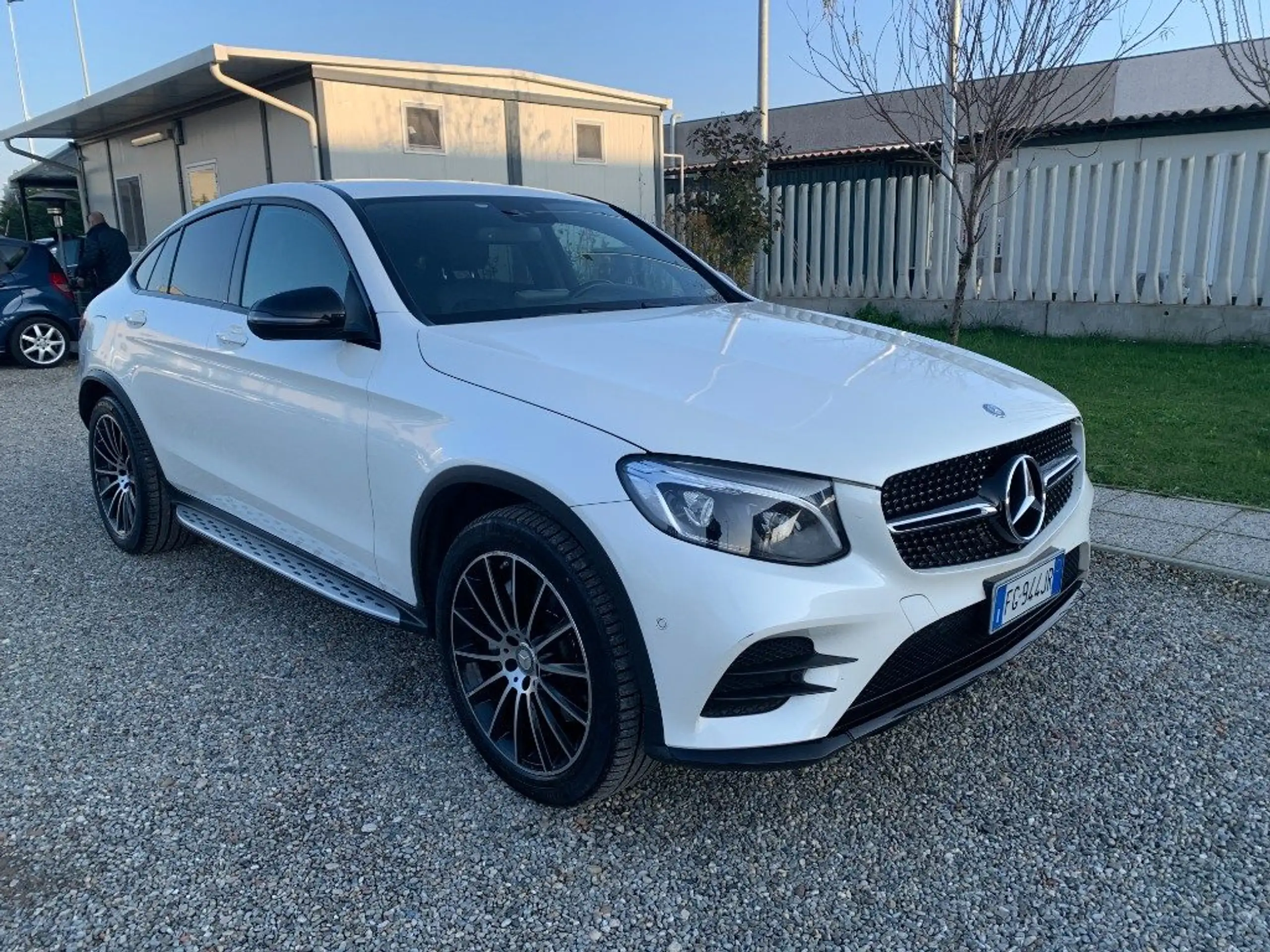 Mercedes-Benz - GLC 250