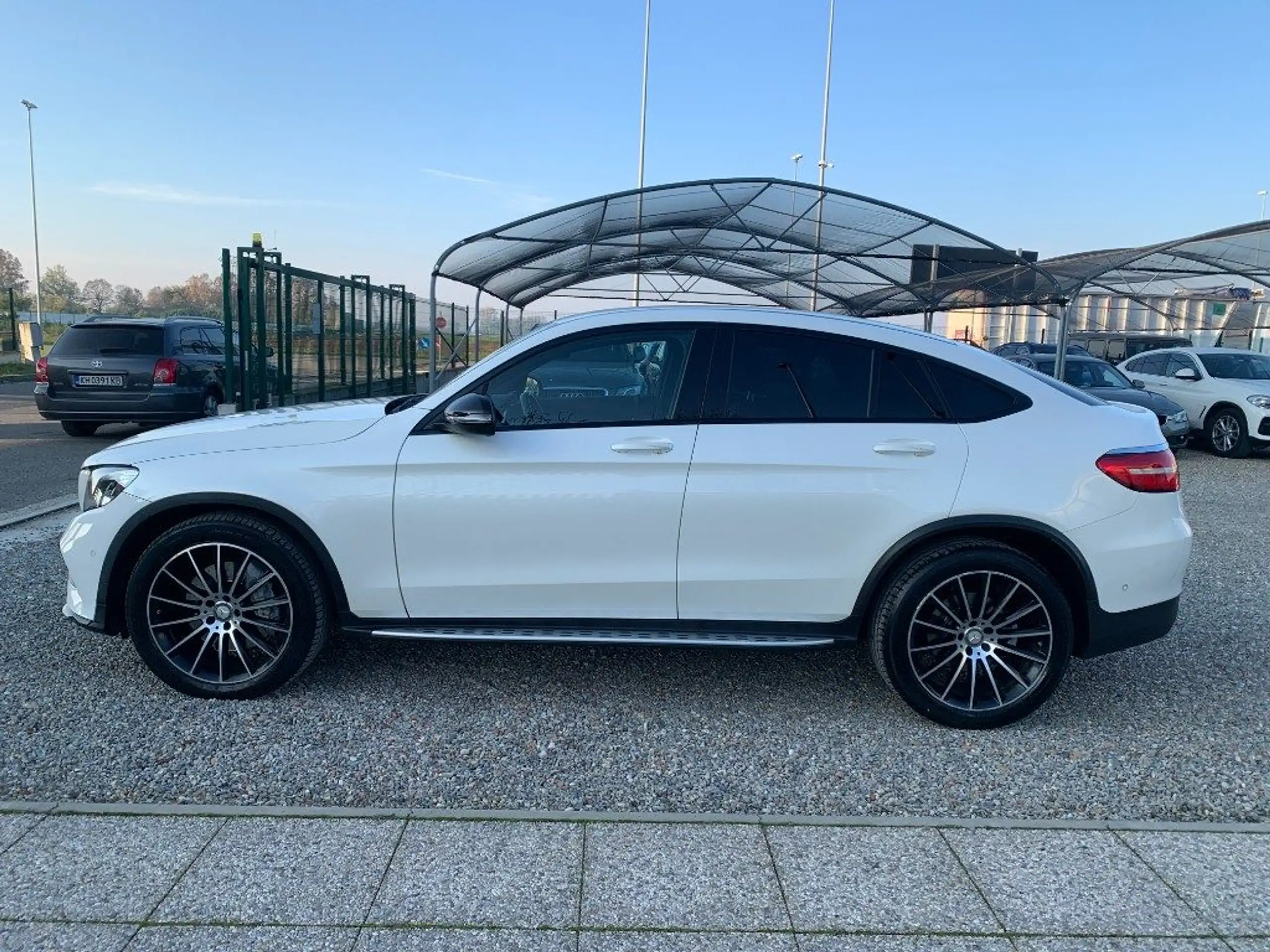 Mercedes-Benz - GLC 250