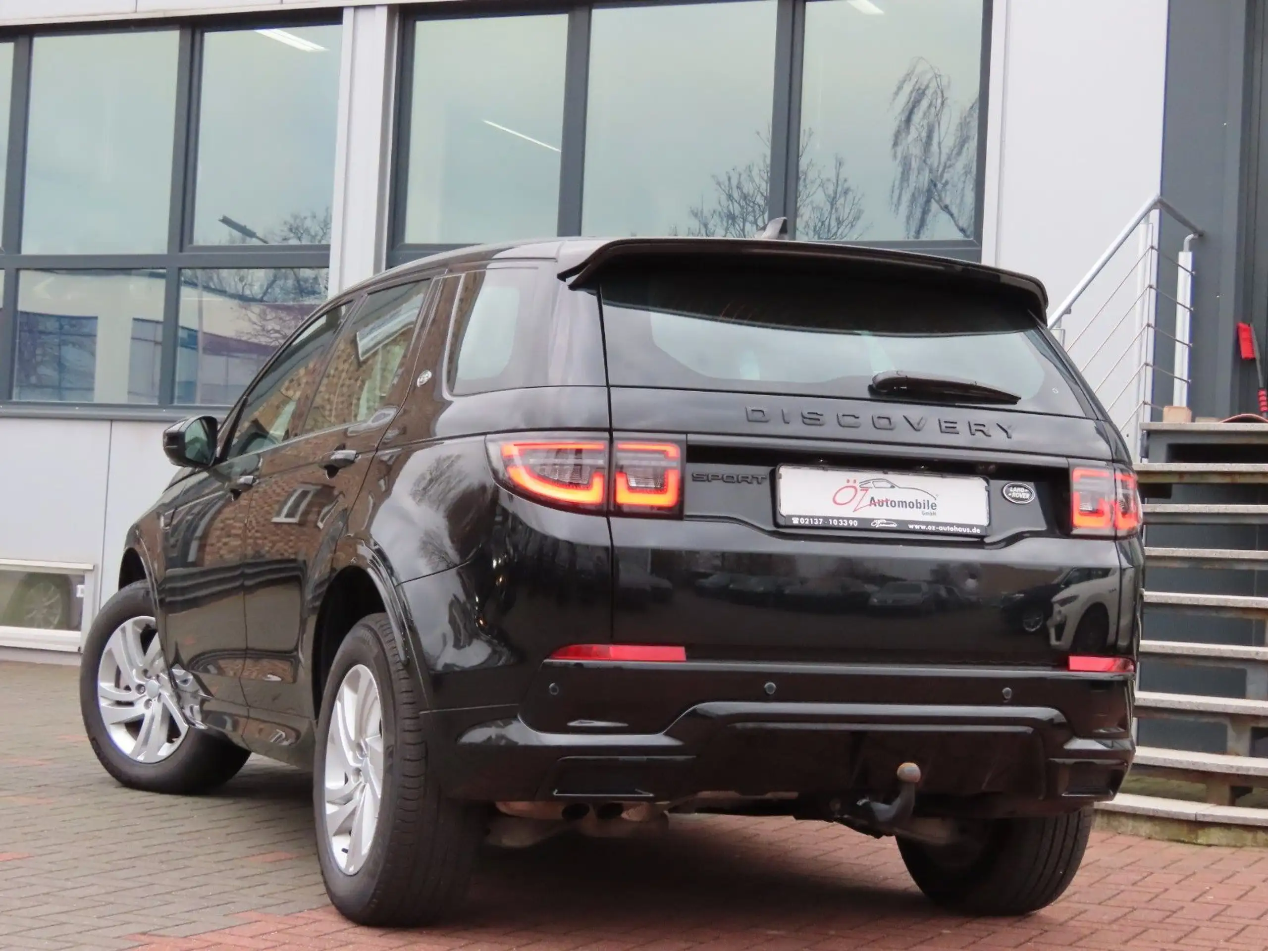 Land Rover - Discovery Sport