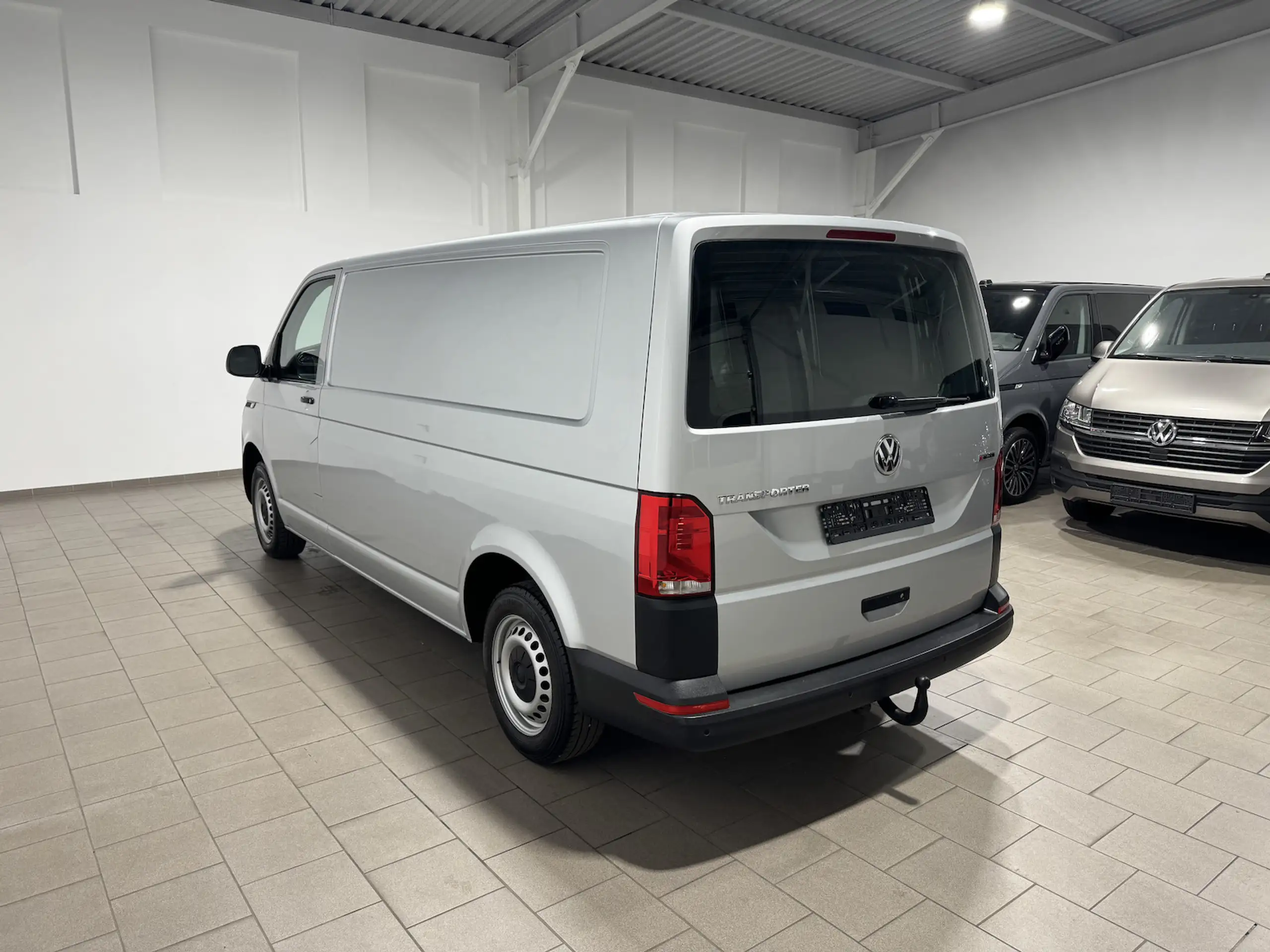 Volkswagen - T6.1 Transporter