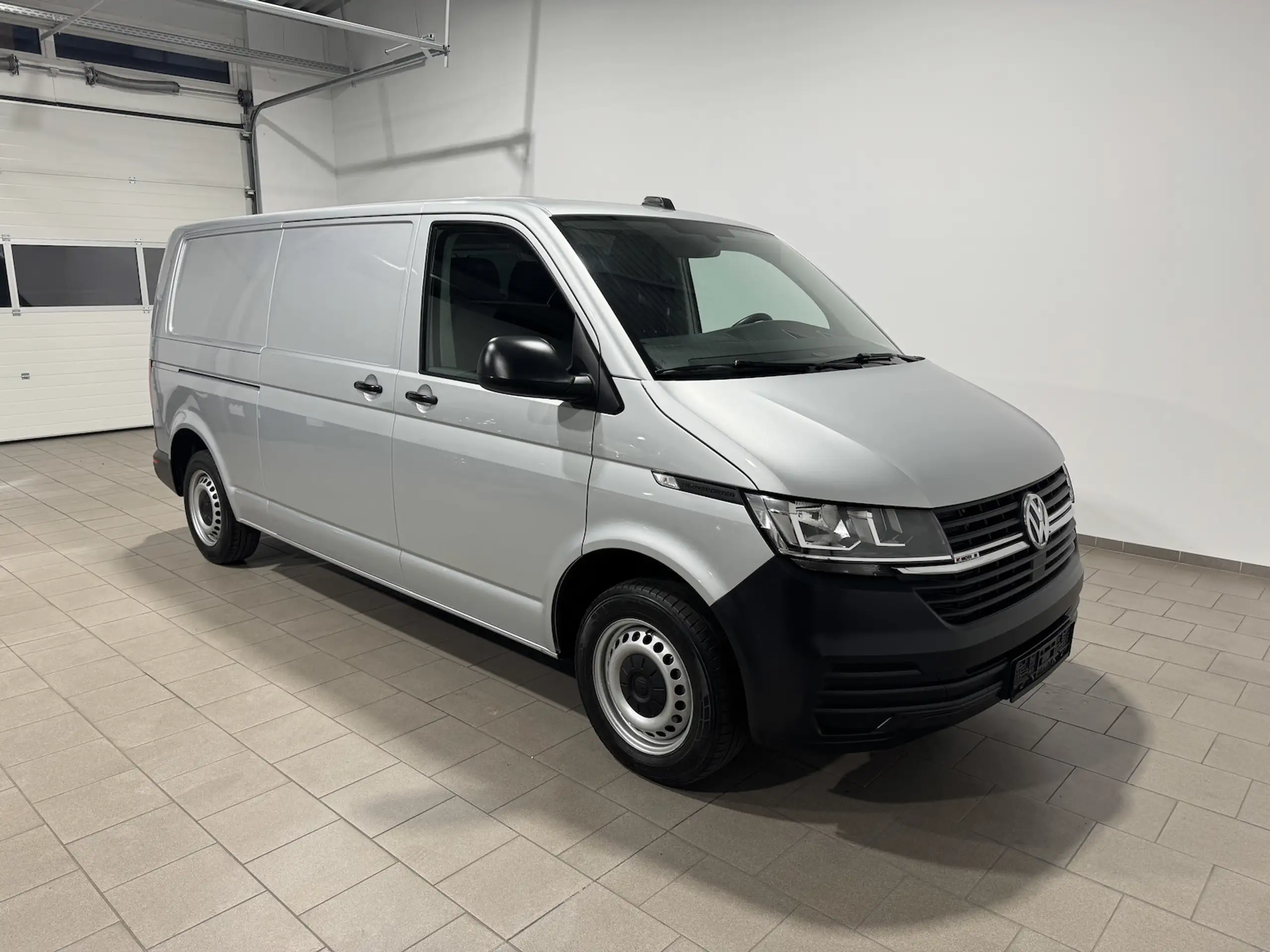 Volkswagen - T6.1 Transporter