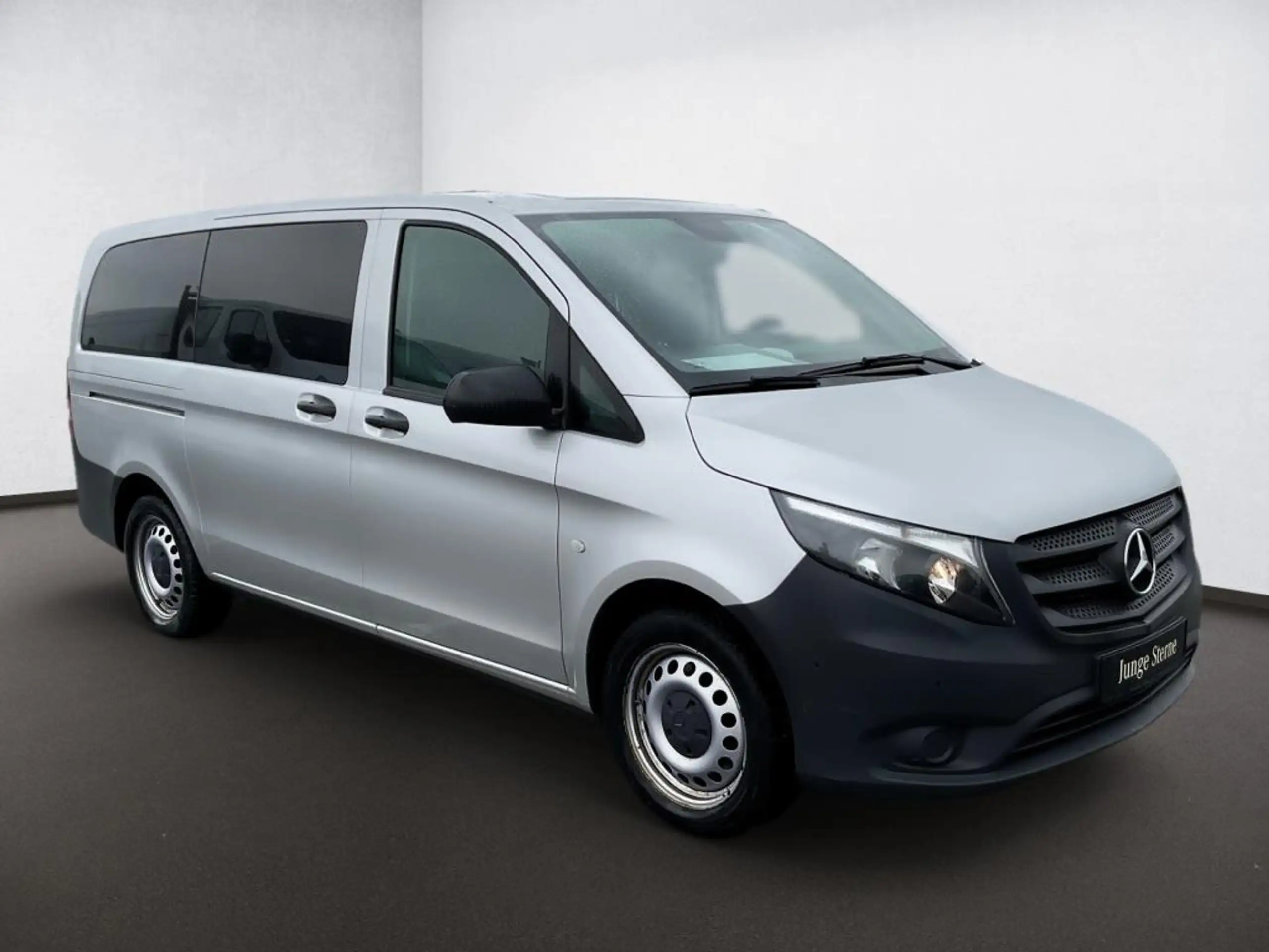 Mercedes-Benz - Vito