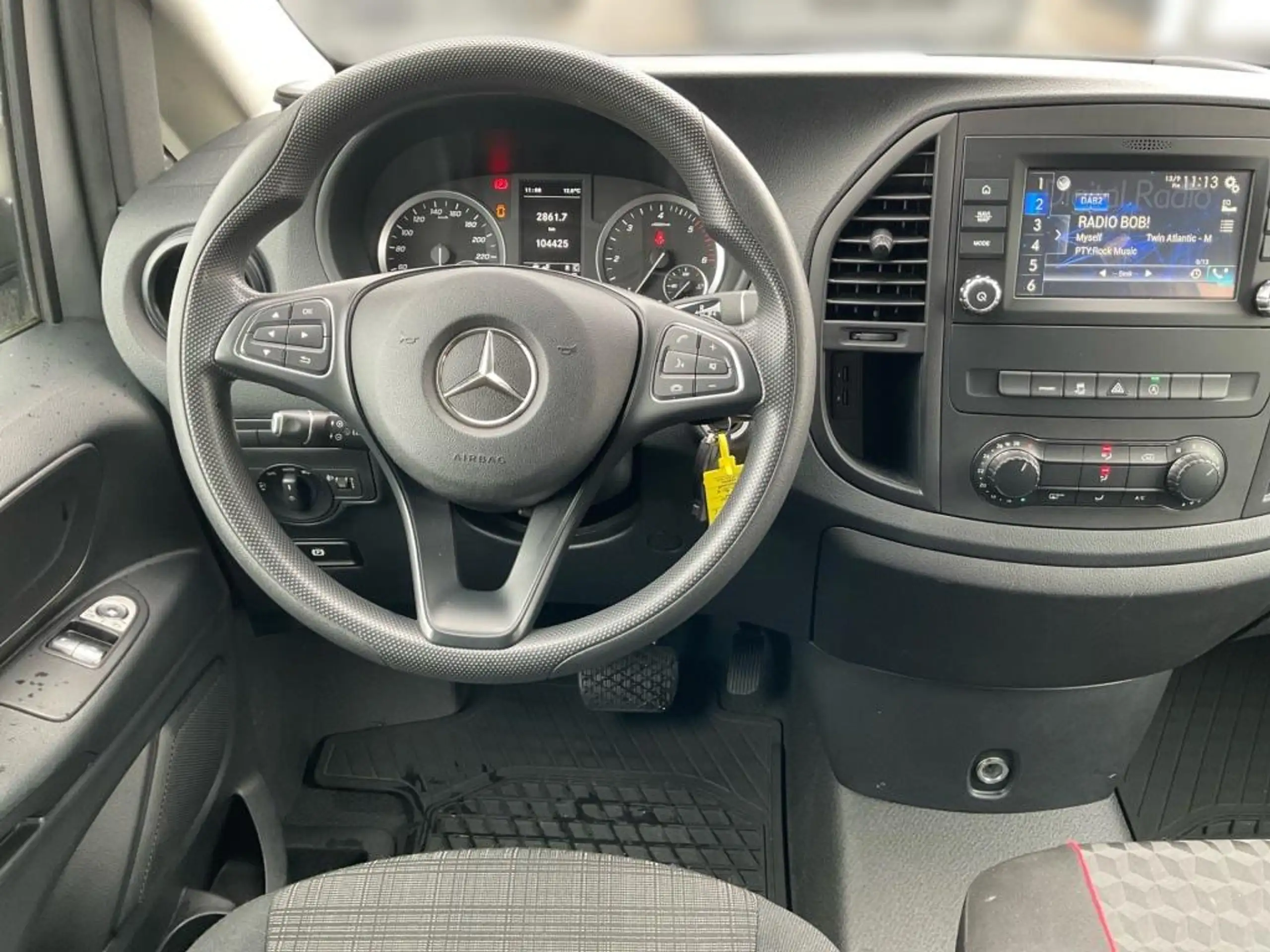 Mercedes-Benz - Vito