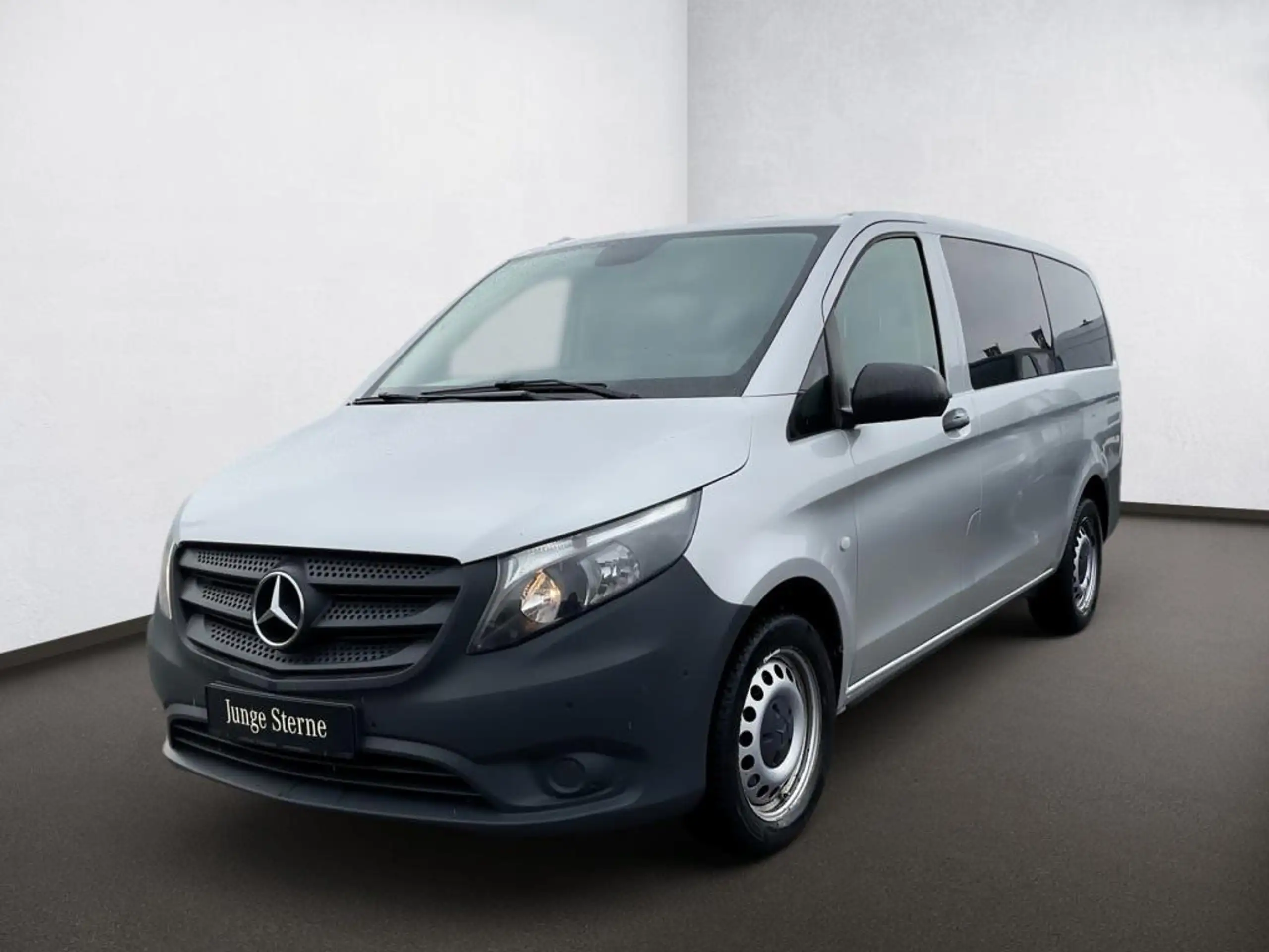 Mercedes-Benz - Vito