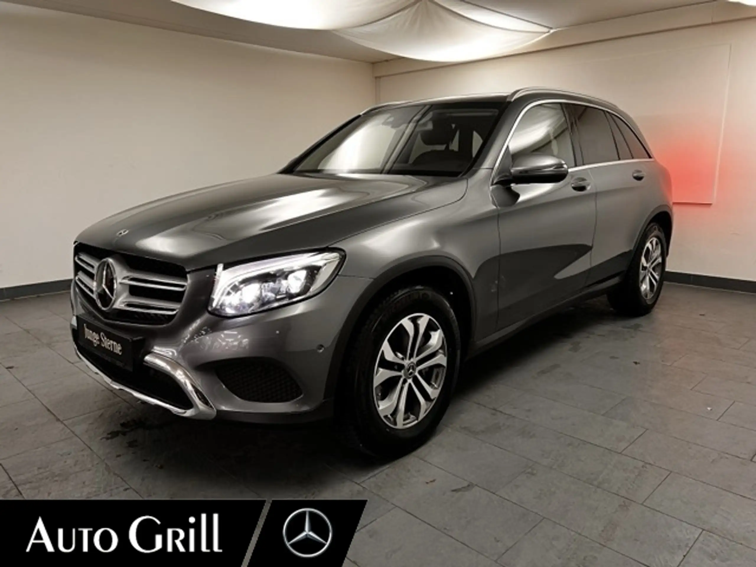 Mercedes-Benz - GLC 250