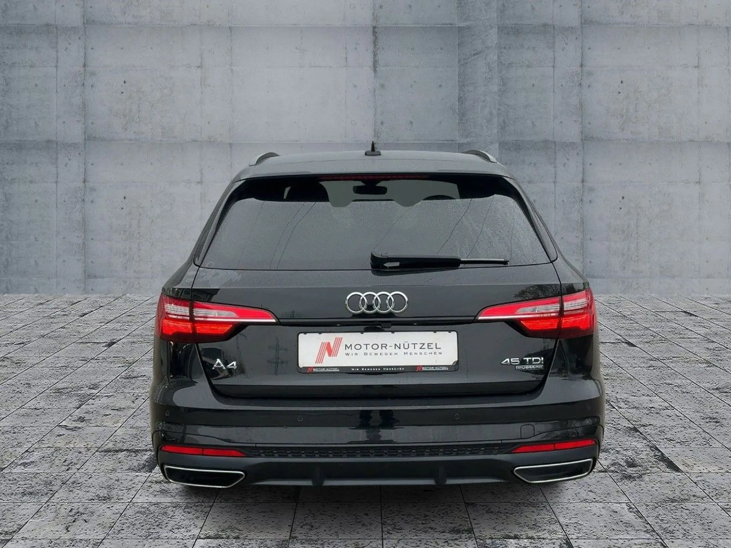 Audi - A4