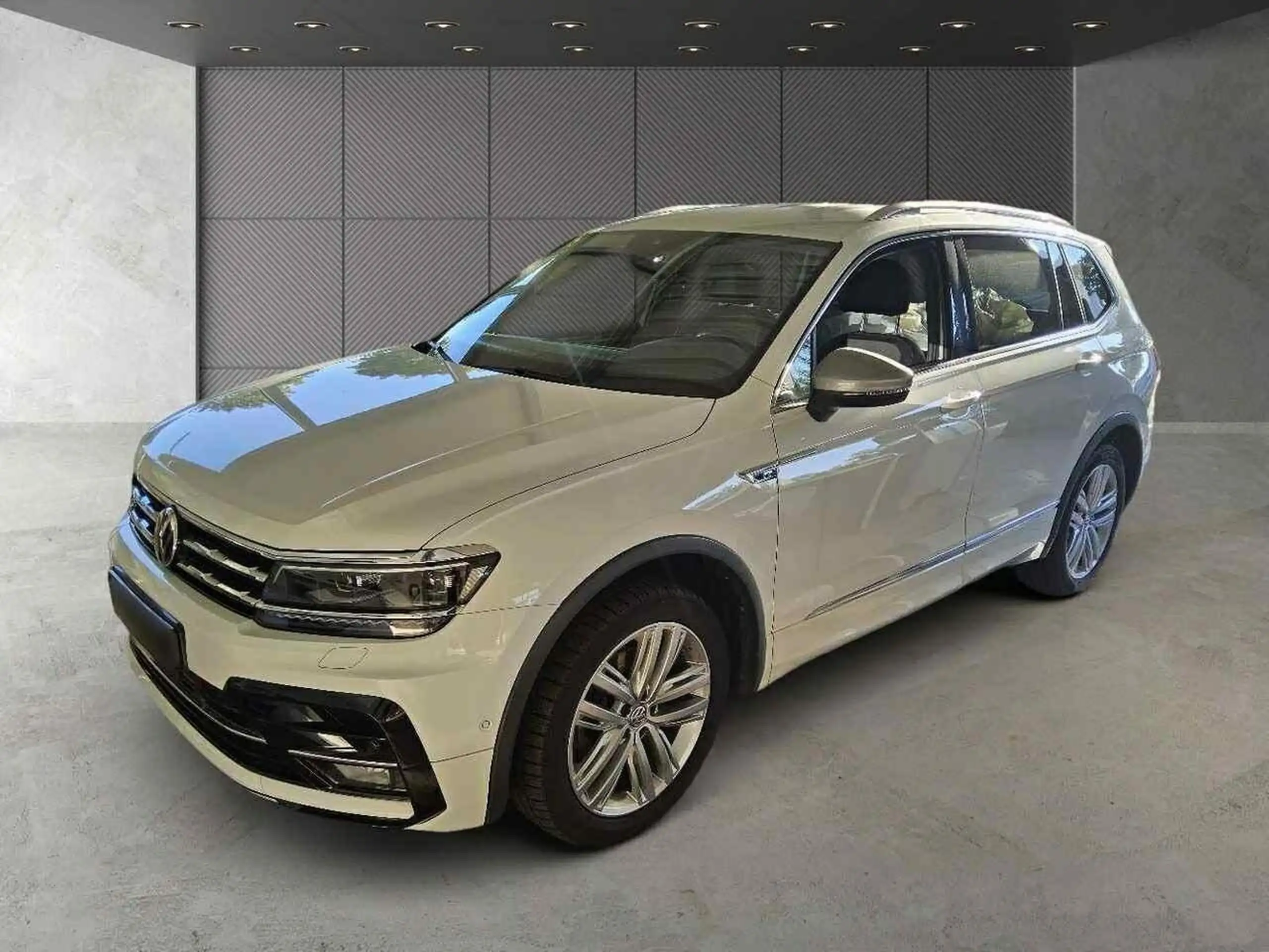 Volkswagen - Tiguan Allspace