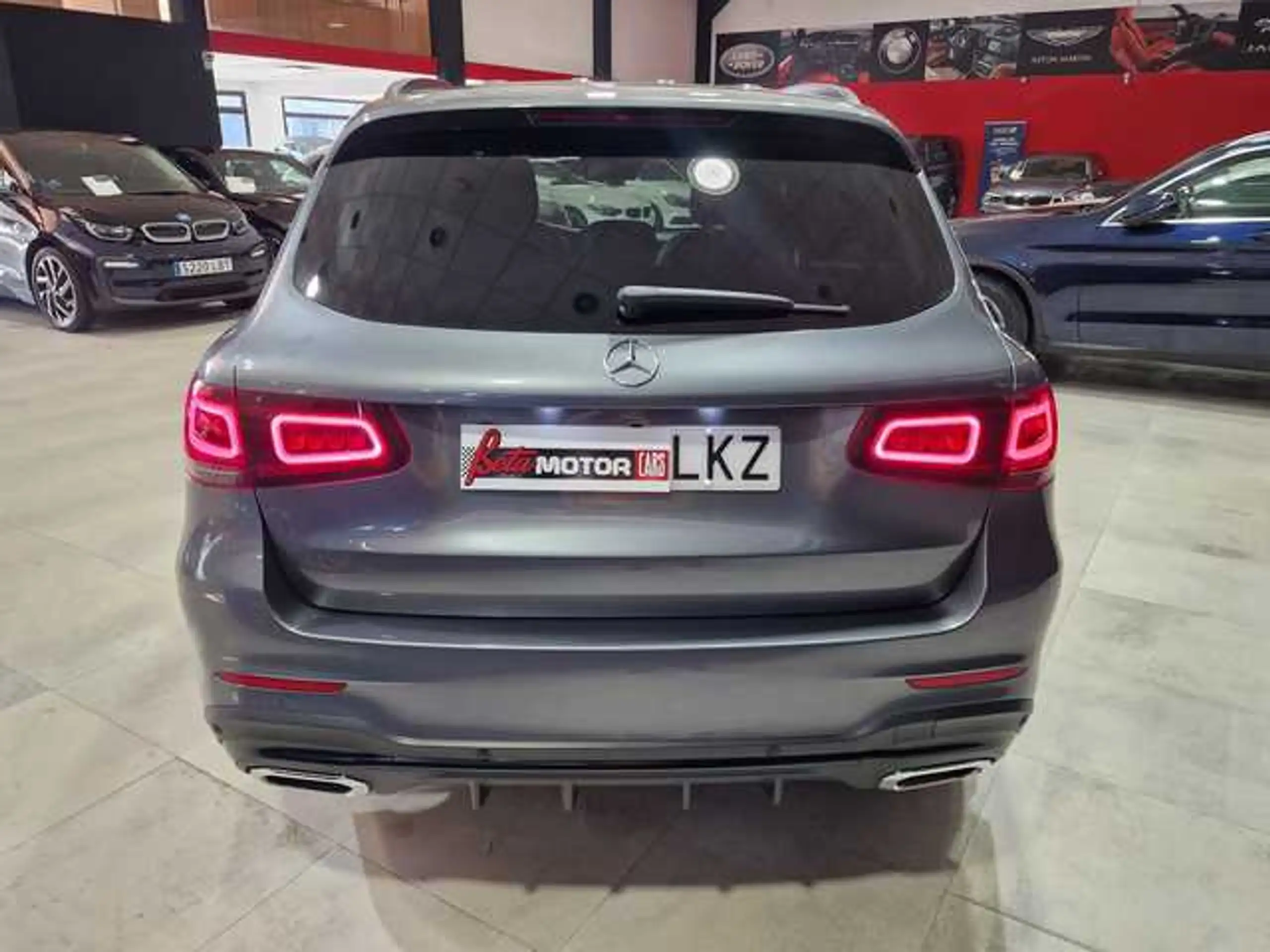 Mercedes-Benz - GLC 200