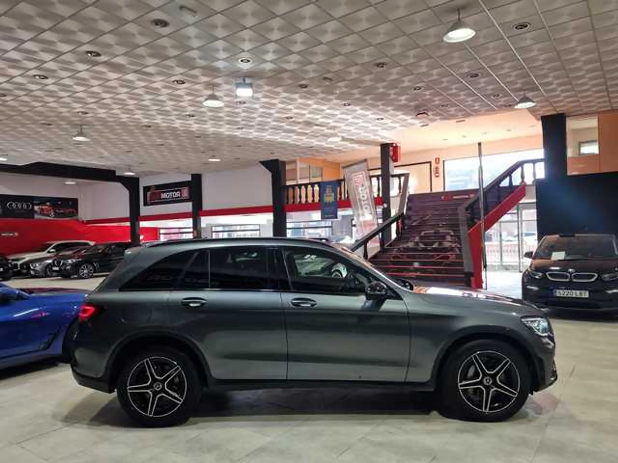 Mercedes-Benz - GLC 200