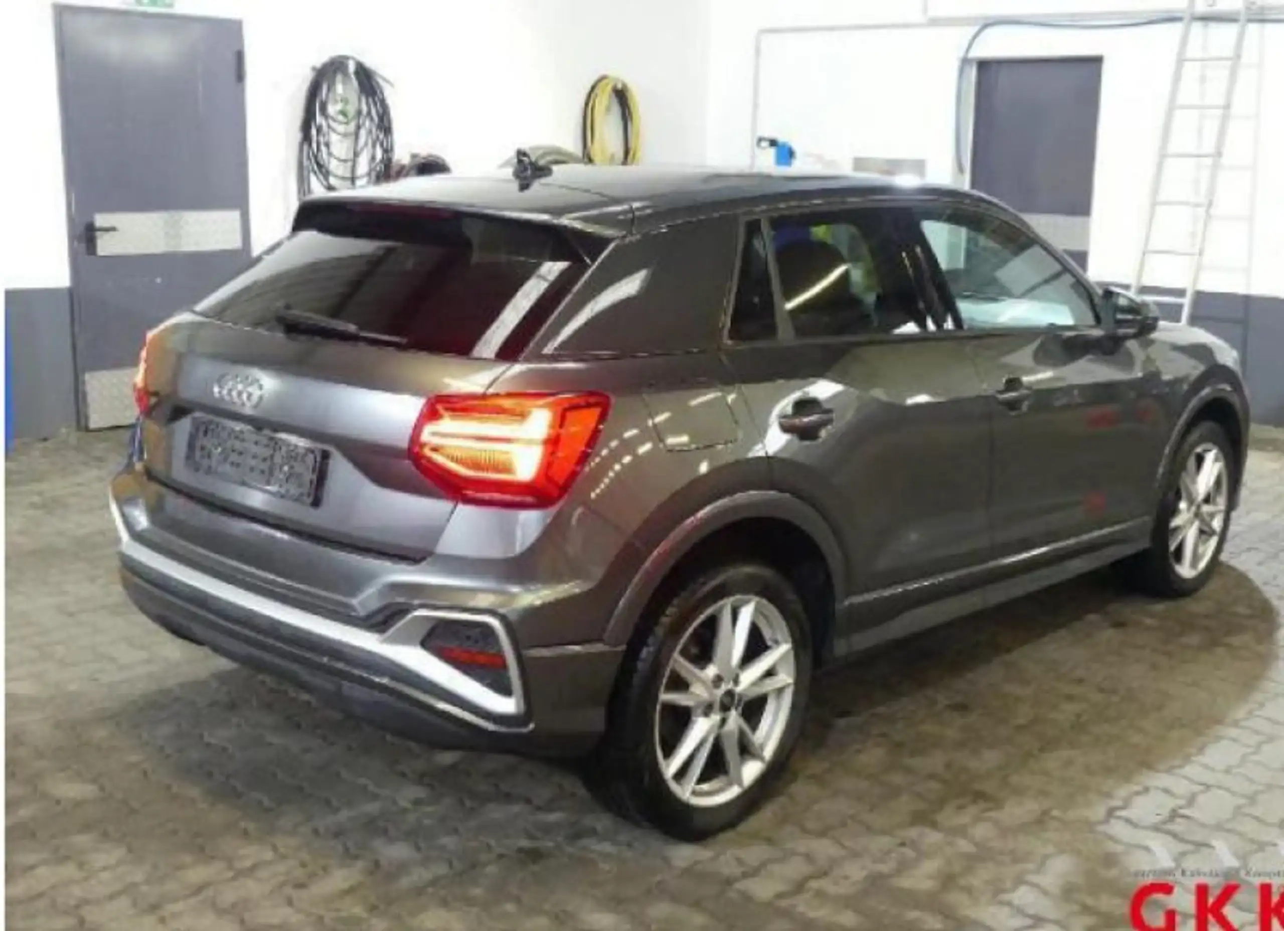 Audi - Q2