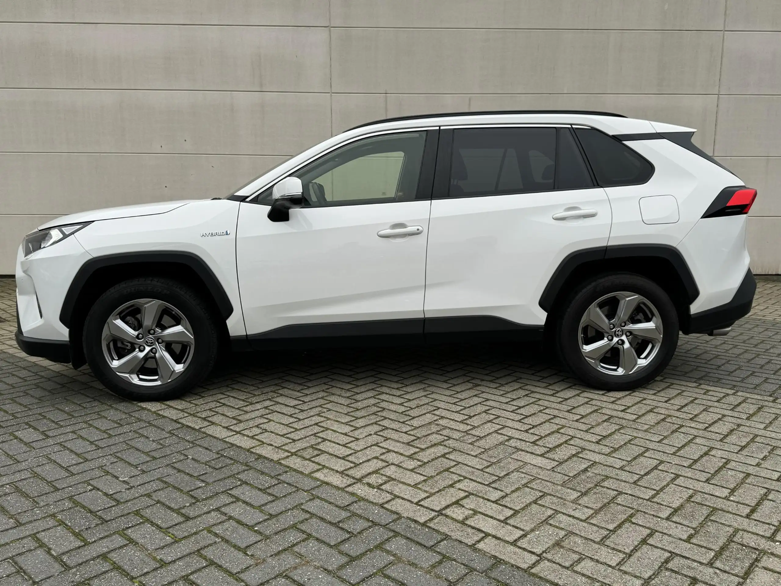 Toyota - RAV 4