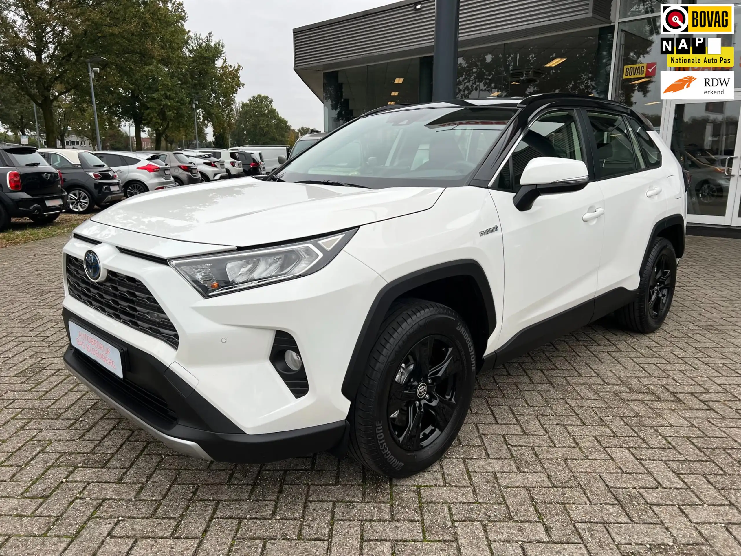 Toyota - RAV 4